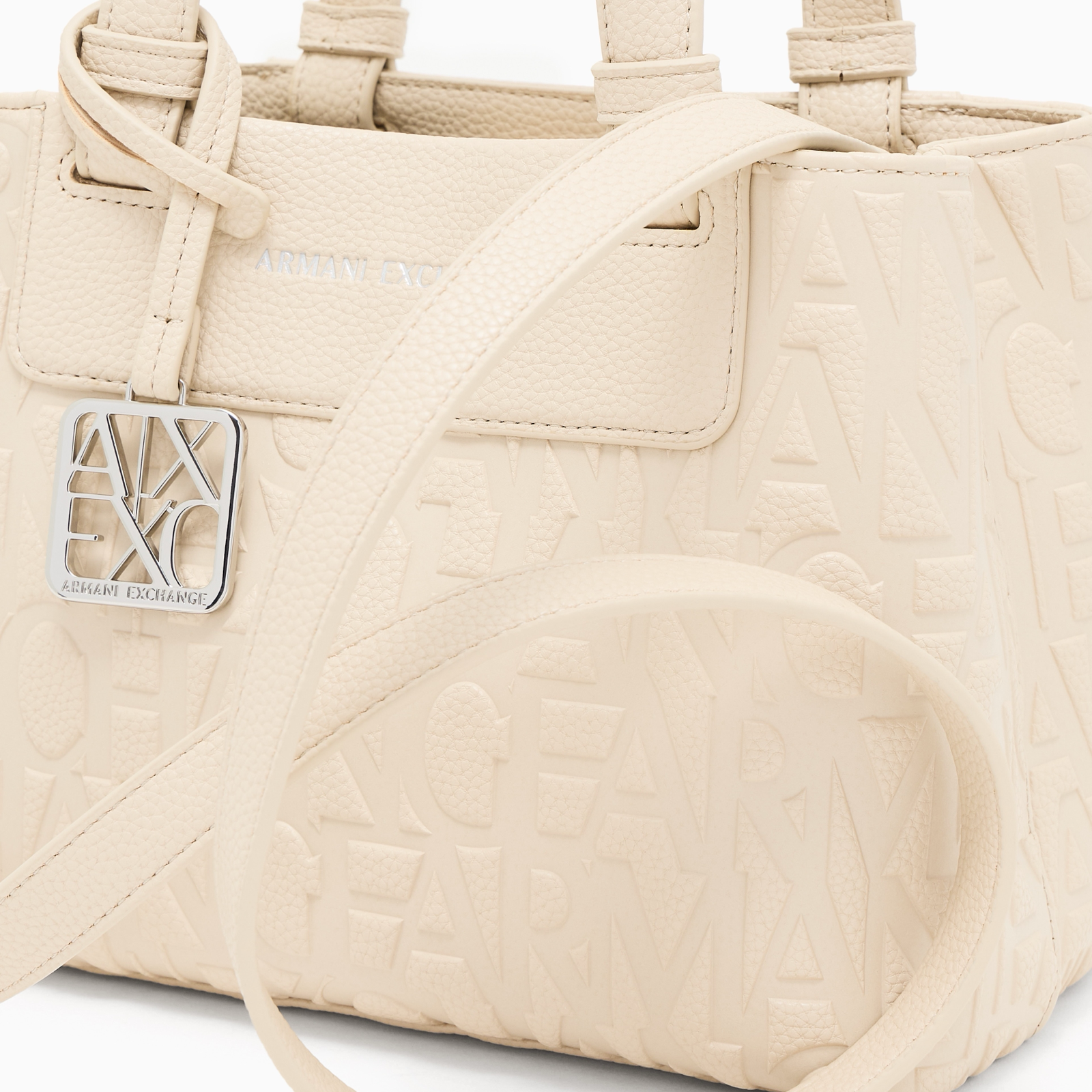 Дамска чанта Armani Exchange Women Handbag XW001576 AF15754 U1092 Close-Up