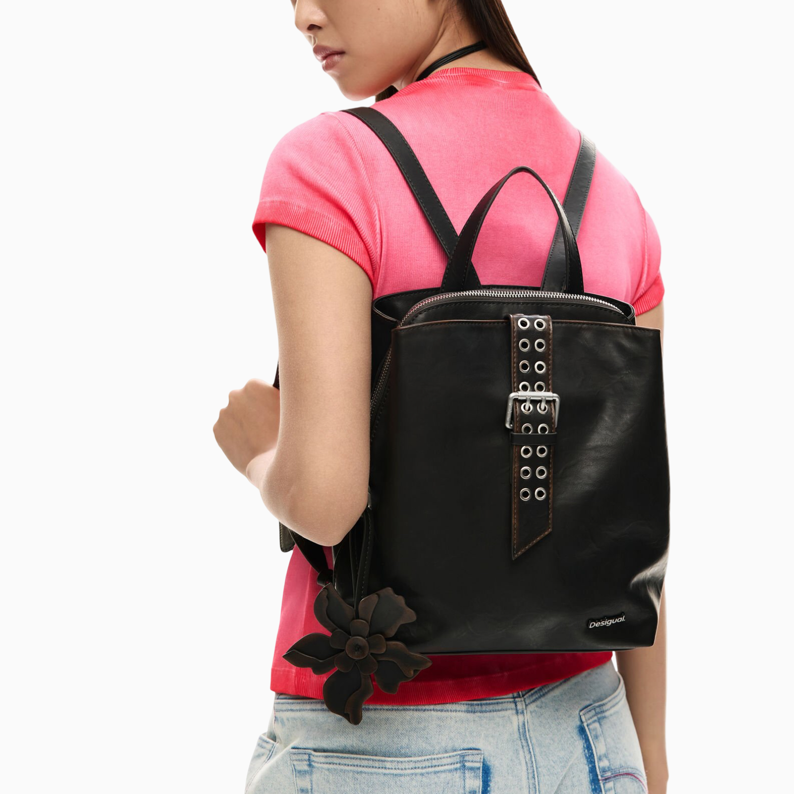 Дамска раница Desigual Women Rucksack 26SAKP11 6009U Model View
