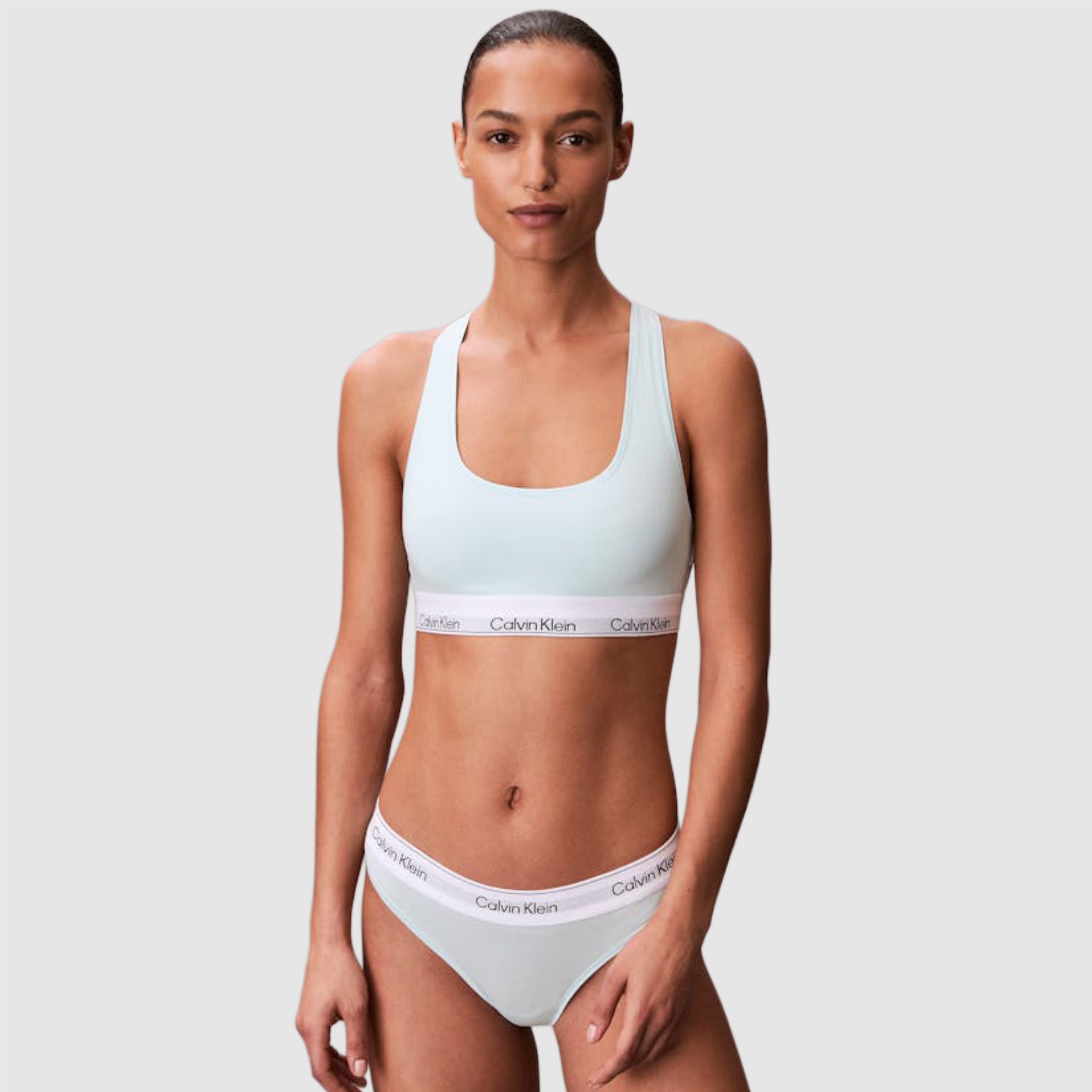 Дамски сутиен Calvin Klein women’s bralette 000QF8493 3Q5 Model view
