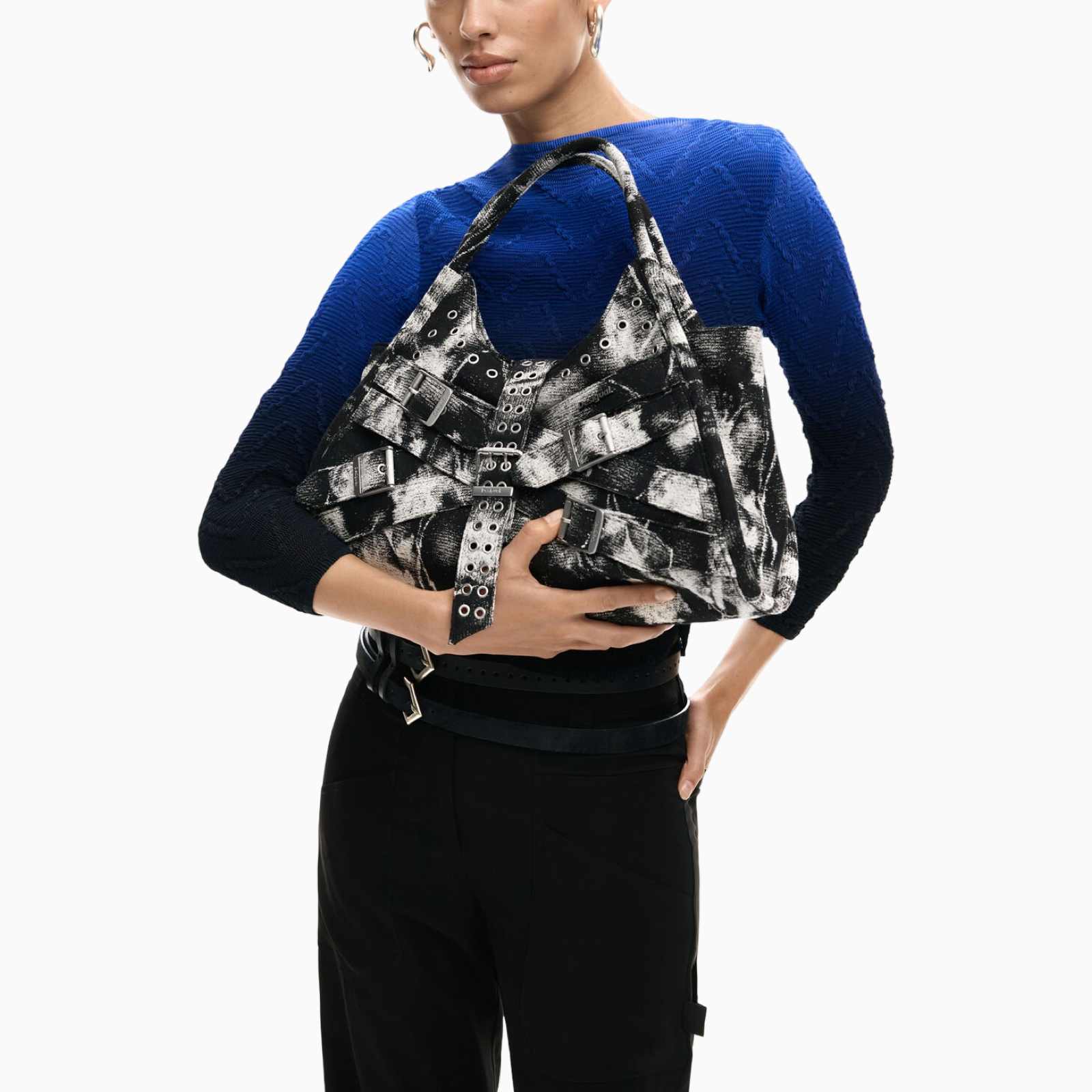 Дамска чанта Desigual Women Handbag 26SAXA54 9019 Model View