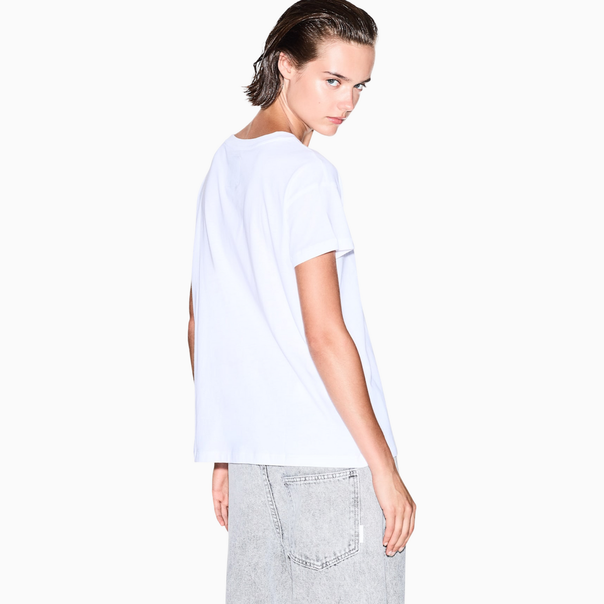Дамска бяла тениска Armani Exchange Women T-shirt XW000830 AF10356 U0002 Back View