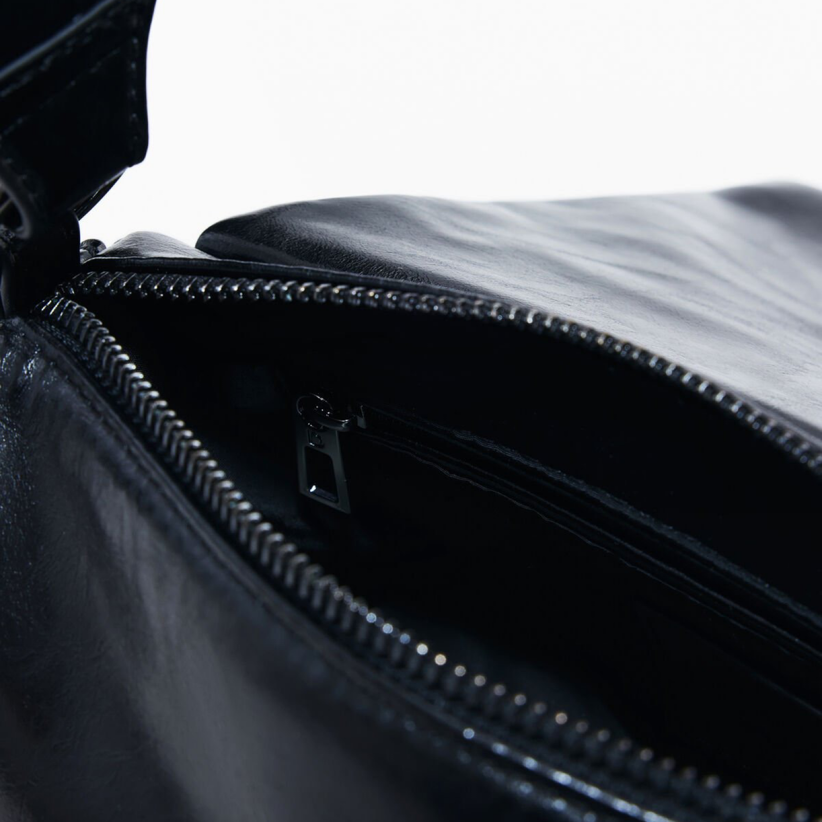 Дамска чанта Desigual Women Crossbody Bag 25SAXPCR 2000 Inside View