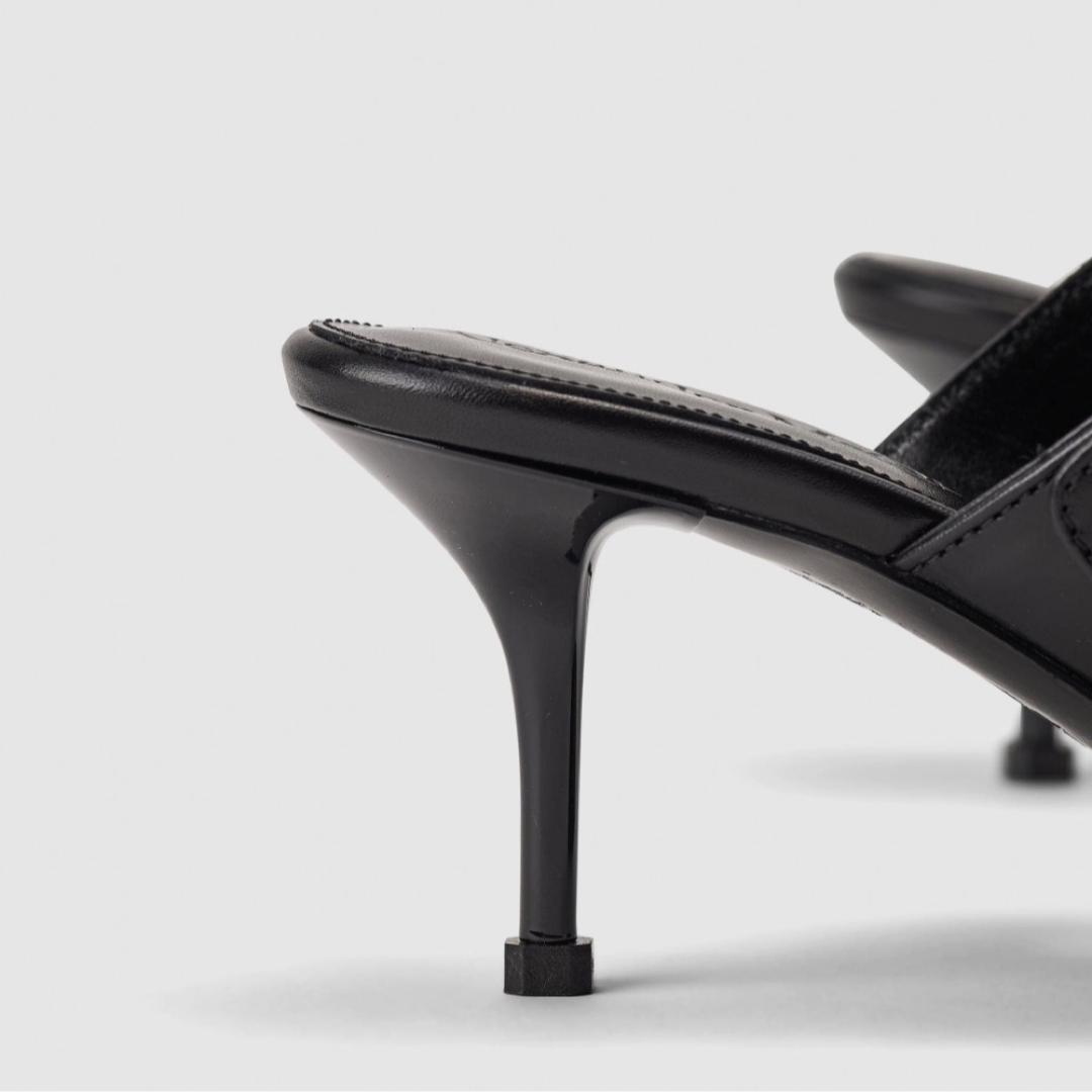 Alexander McQueen дамски сандали