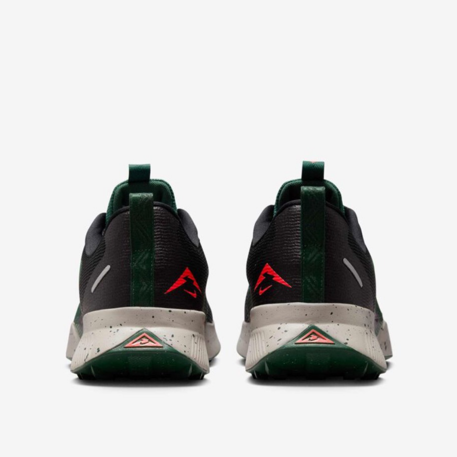 Мъжки маратонки Nike Juniper Trail 3 Men Sneakers FQ0904-006 Heel View