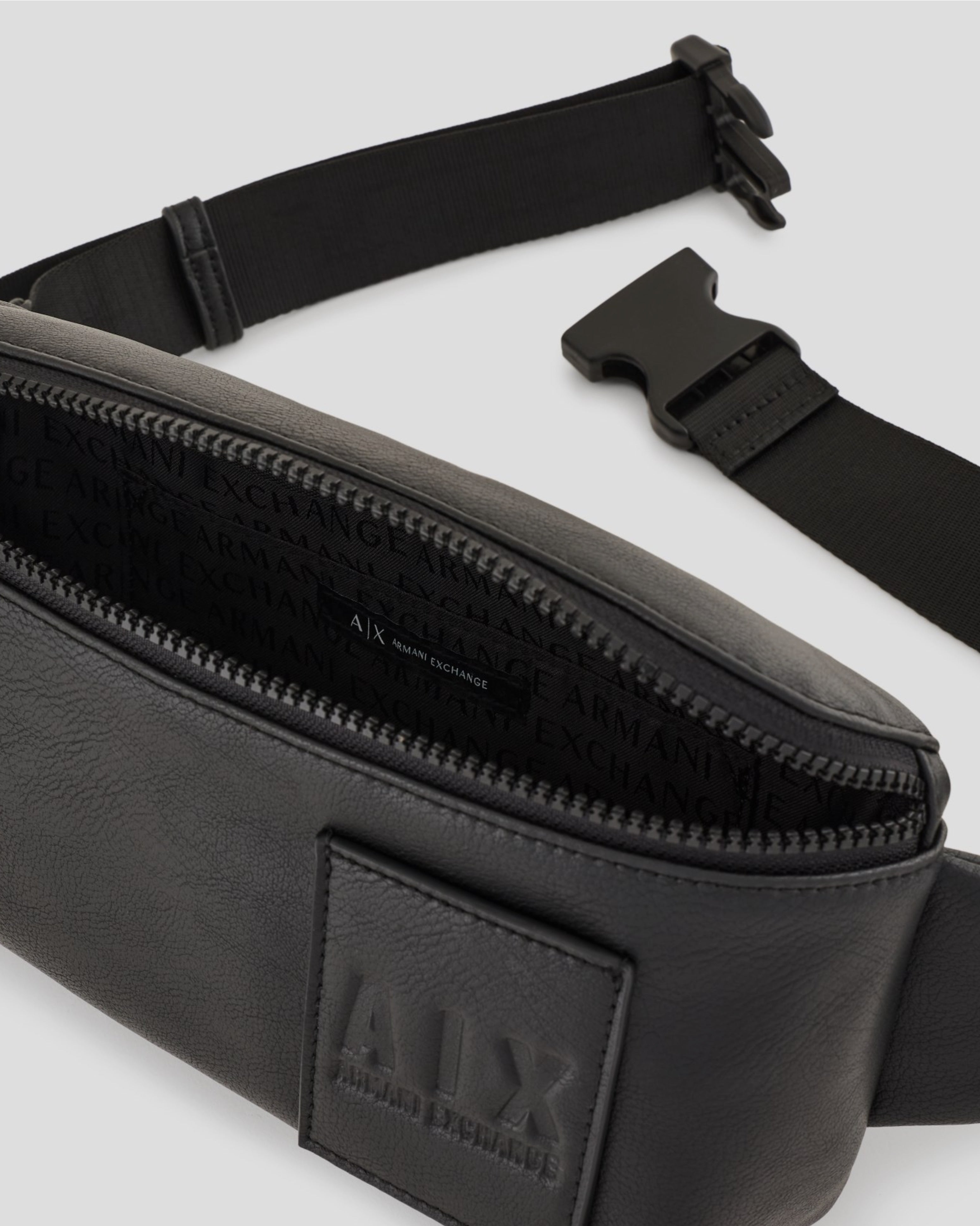 Мъжка чанта за кръста Men’s rectangular bag Armani Exchange 952708 4F869 00020 Black