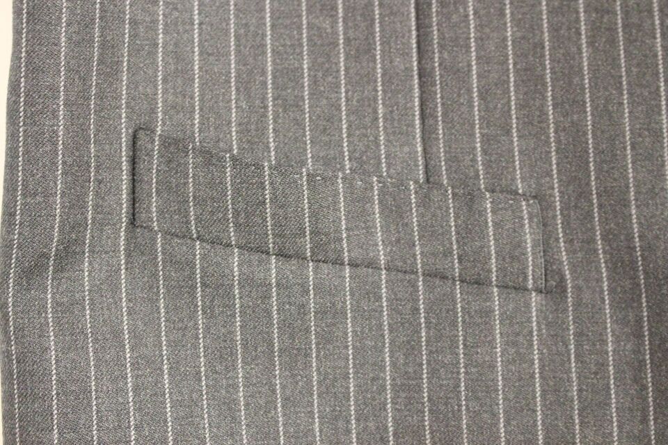 Елегантна вълнена жилетка на сиви райета Dolce & Gabbana