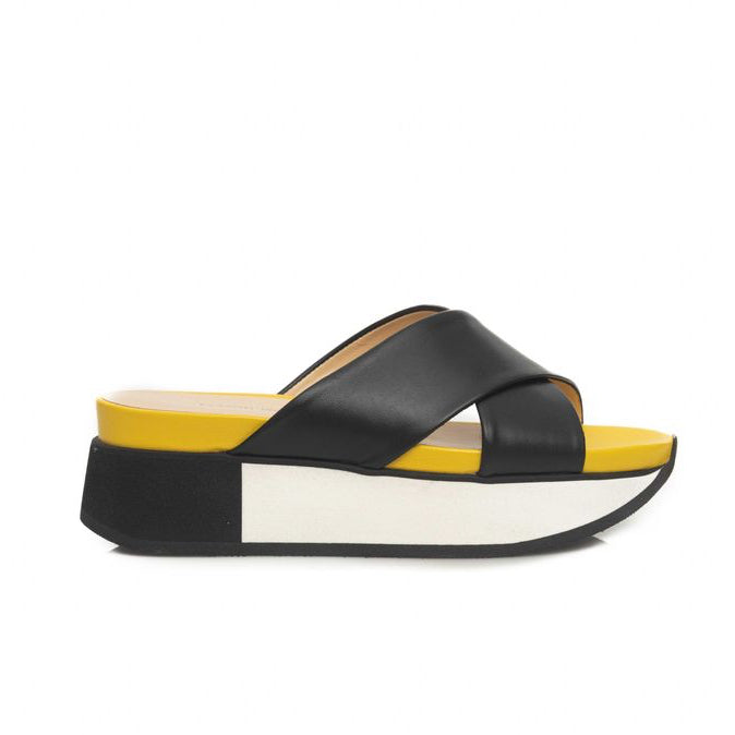 Дамски чехли Cerruti 1881 Black Leather Women Slippers Lateral View