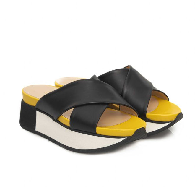 Дамски чехли Cerruti 1881 Black Leather Women Slippers Lateral View