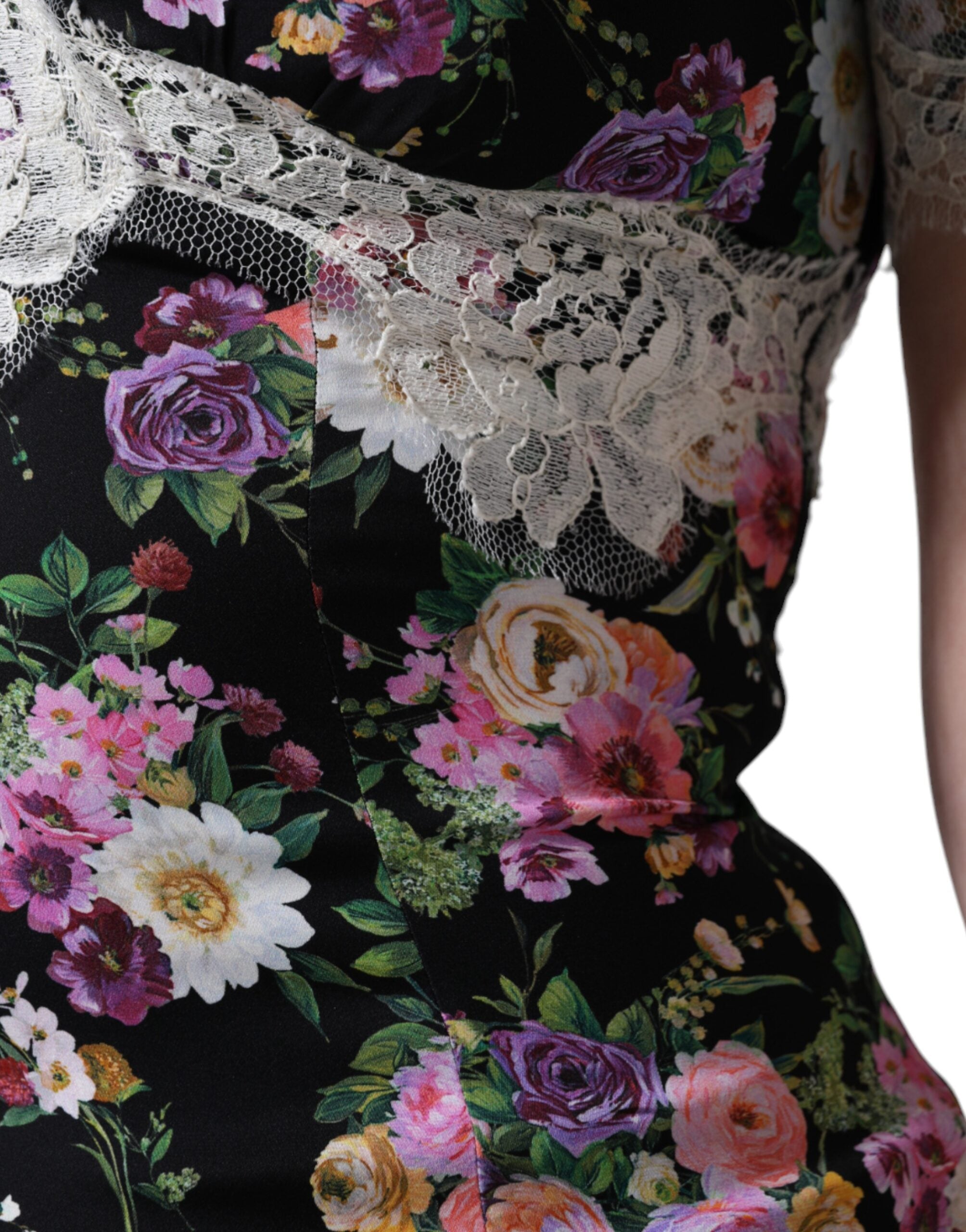 Dolce & Gabbana Черна блуза с флорални дантелени ръкави и къси ръкави