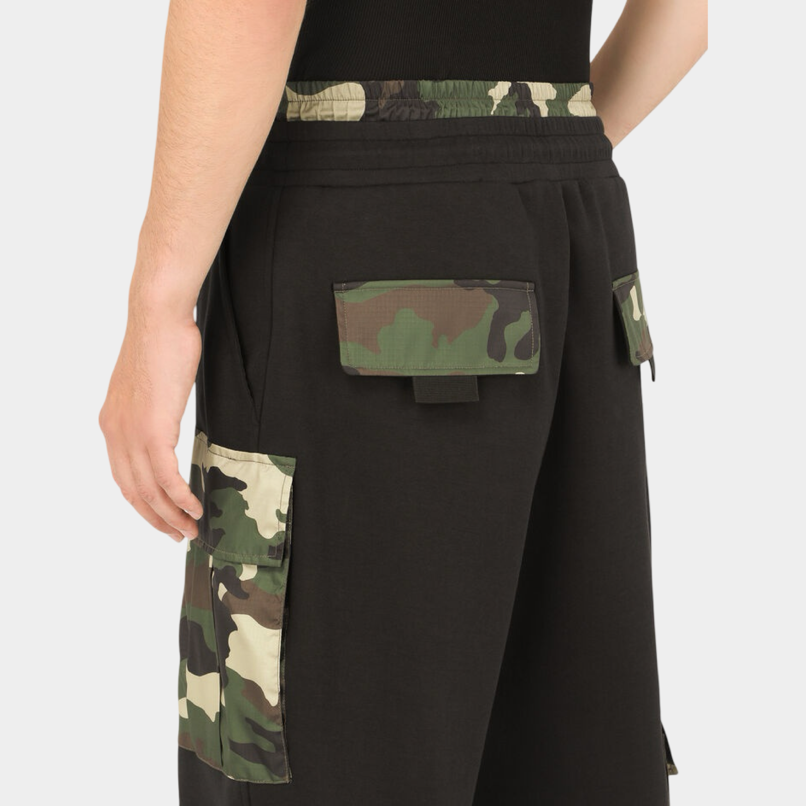 Dolce & Gabbana Camouflage Print Jogger Pants GWYJAZ G7BSR Close-Up