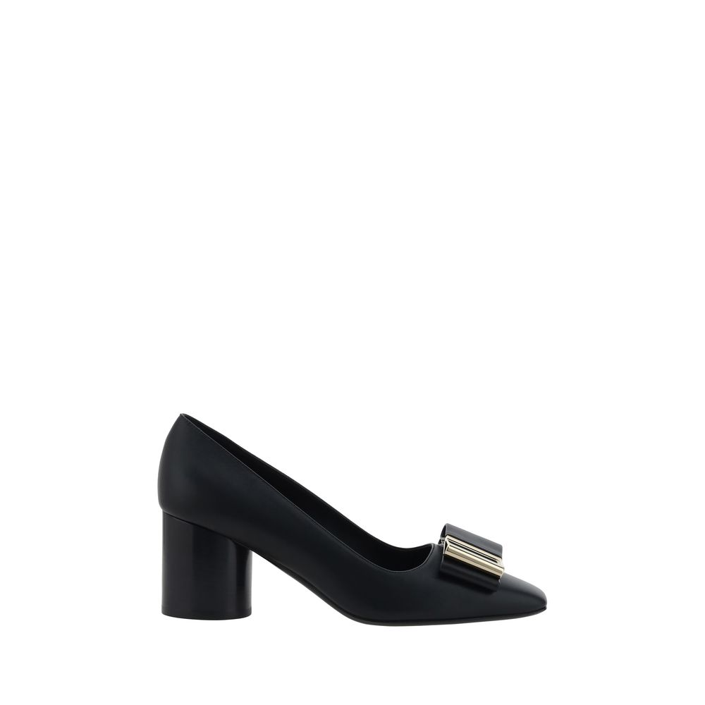 Помпи Ferragamo