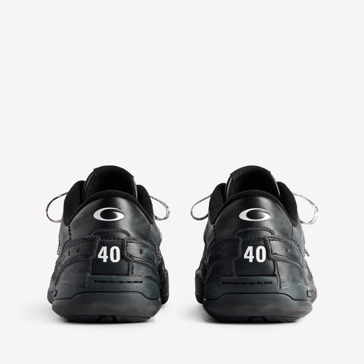 Balenciaga Hamptons Worn-Out Sneakers 841765WCURB1000 Heel View