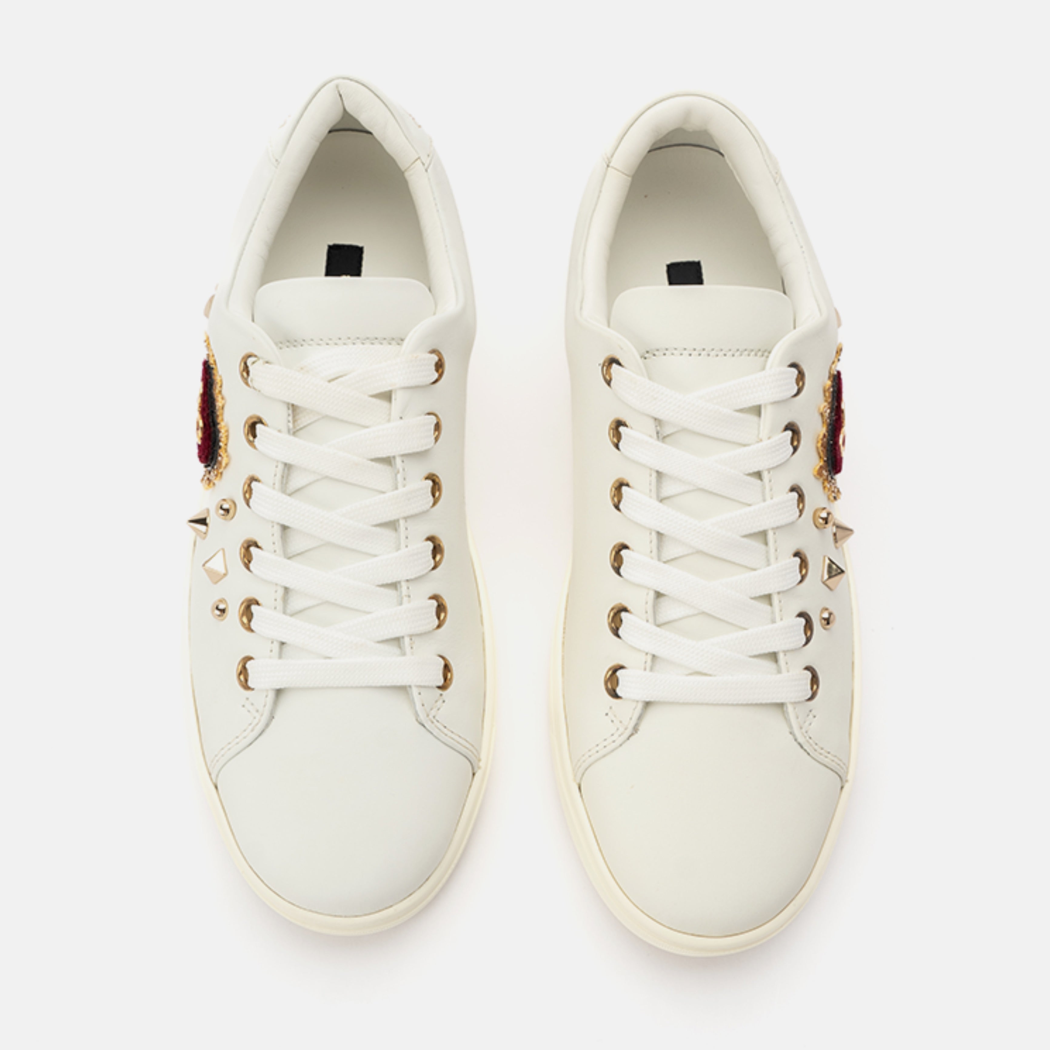 Дамски кожени кецове в бяло с апликация от кадифено сърце DOLCE & GABBANA Women’s White with Embellished Heart Detail Sneakers