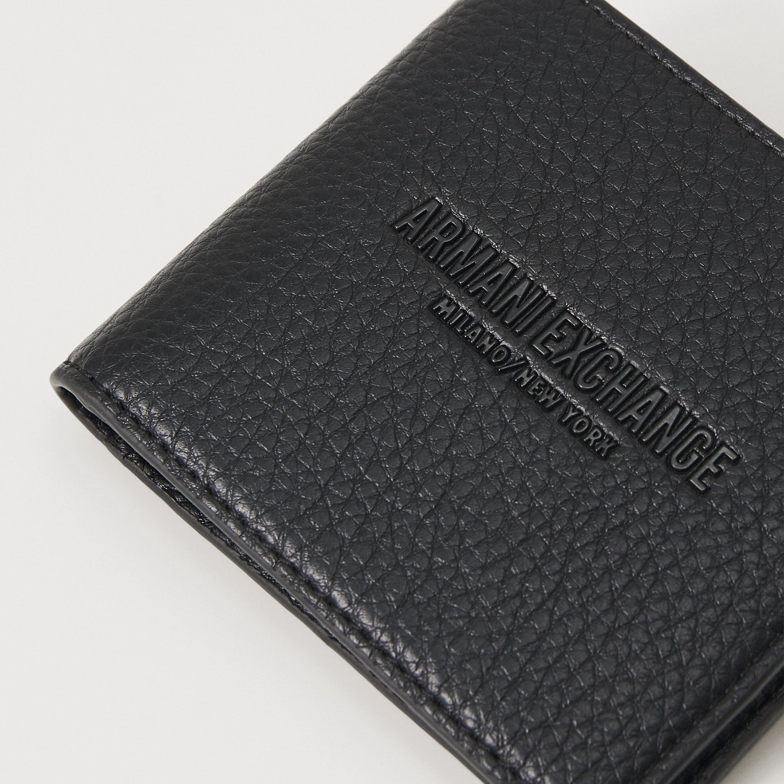 Мъжки портфейл Men’s wallet Armani Exchange XM000167 AF11931 UC001 Black Close-Up