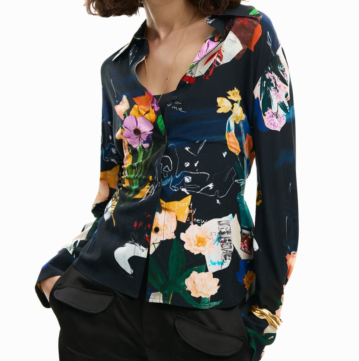 Дамска риза Desigual women’s shirt 26SWCW23 2000 Close-up