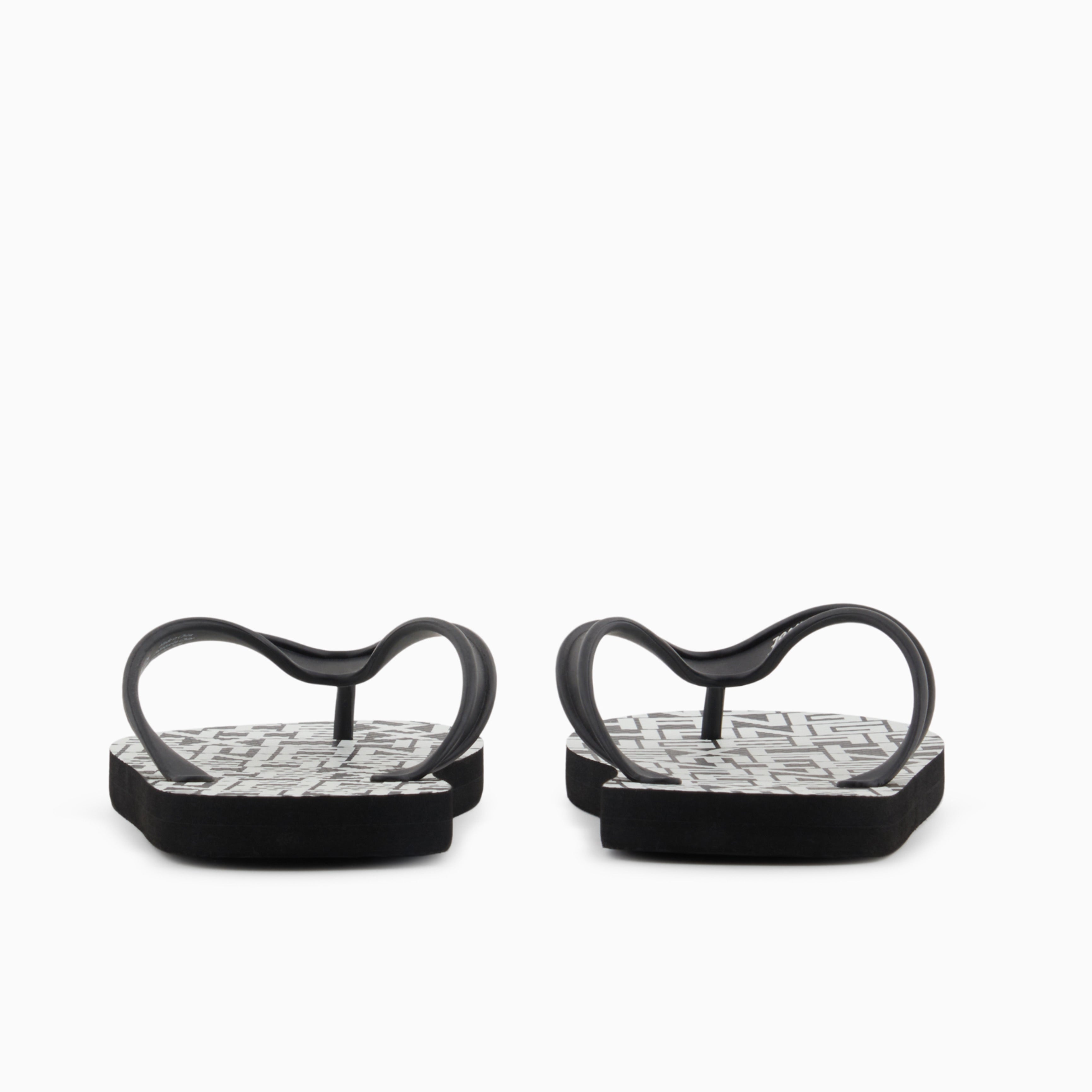 Мъжки джапанки в черно и бяло Men’s flip flops Armani Exchange XUQ002 XV676 N814 Black / Off White Back view