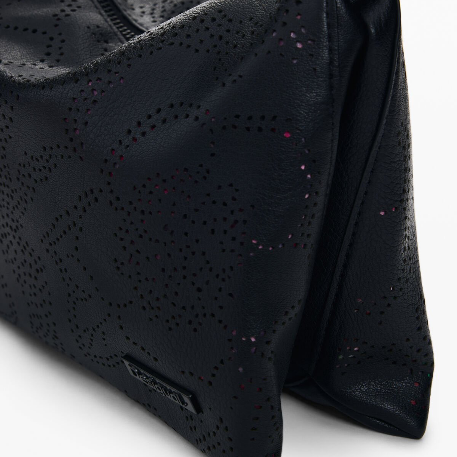 Дамска чанта Desigual Women Handbag 26SAXPAM 2000U Close-Up