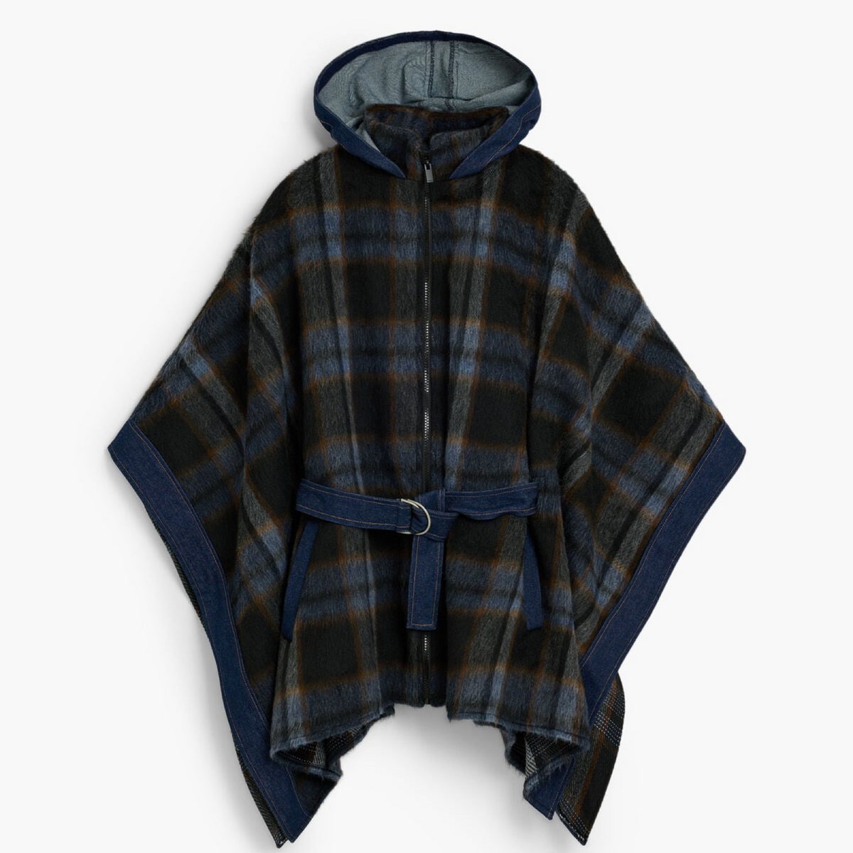 Дамско пончо Desigual Women Poncho 26WAID02 6000 Front View