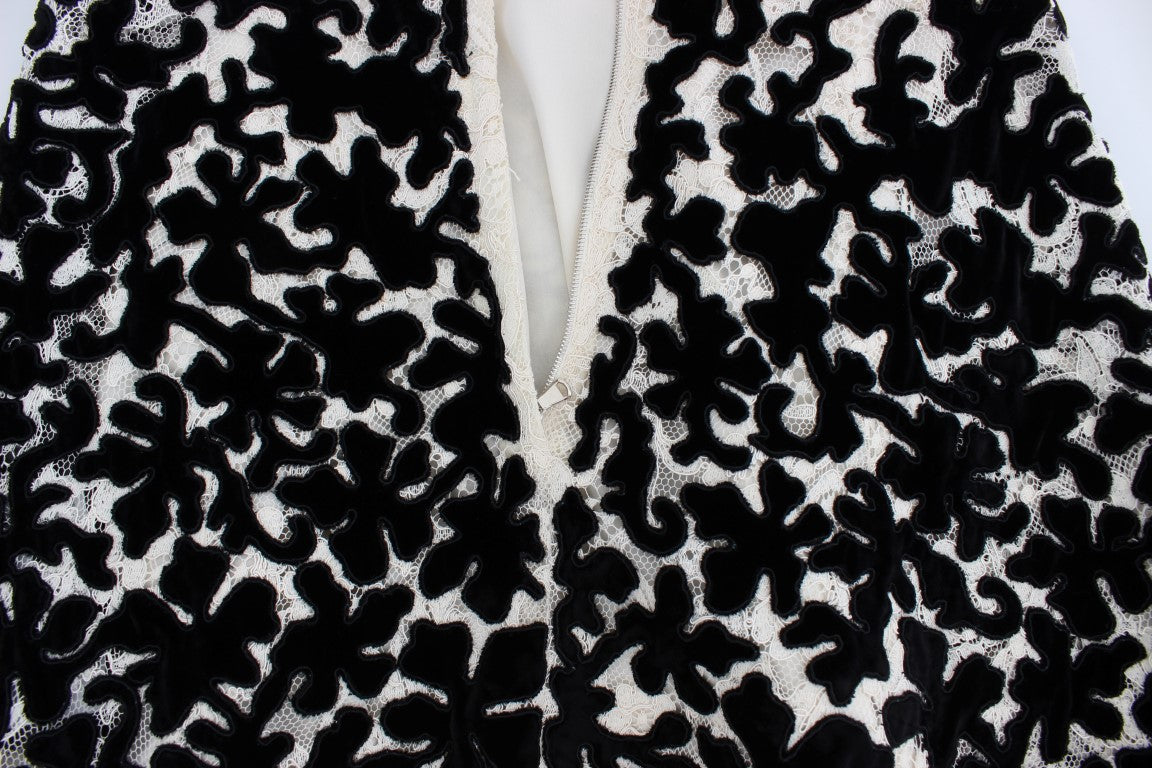 Елегантна макси рокля с флорални дантелени ръкави и капачка на Dolce & Gabbana