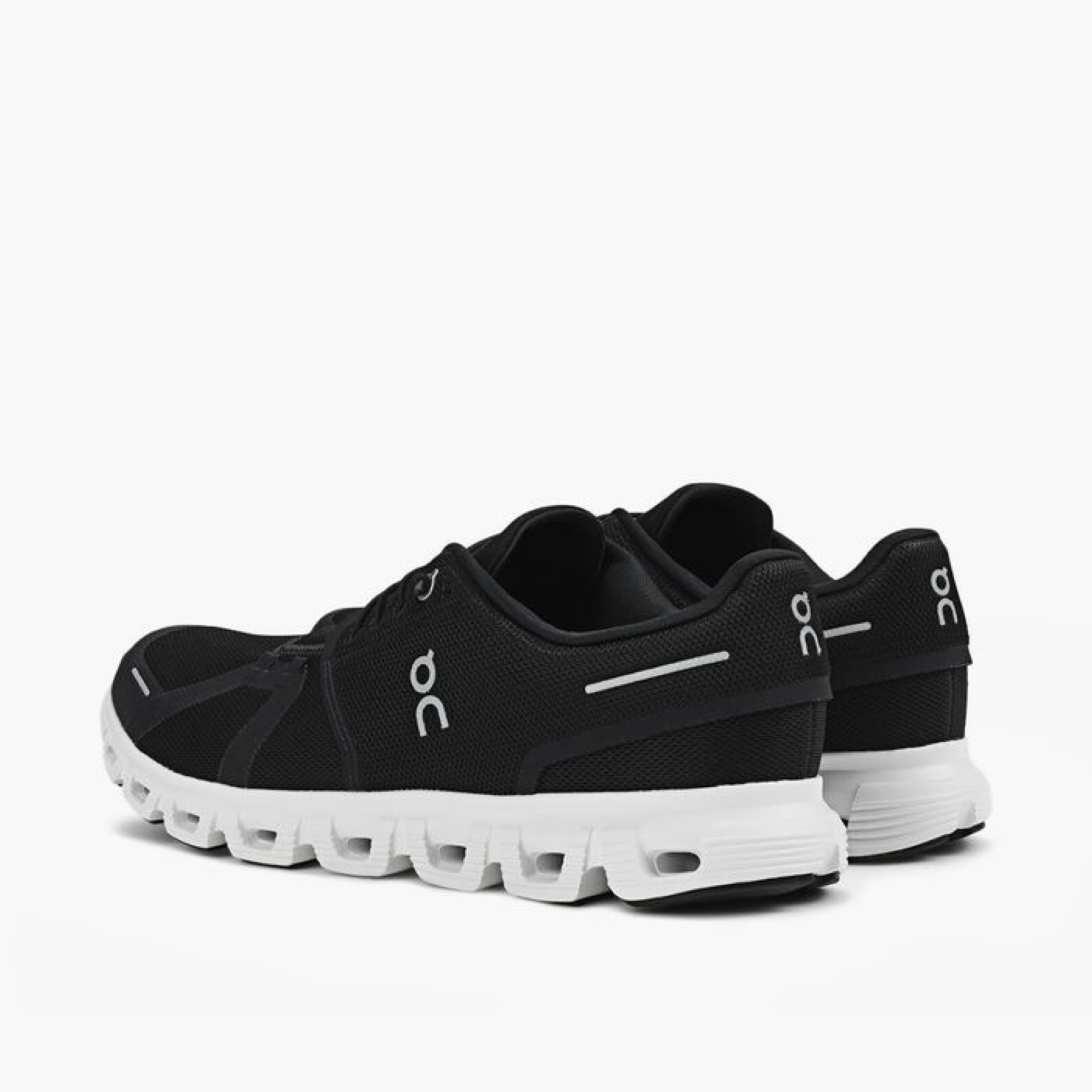 ON Cloud 6 Sneakers Medial View