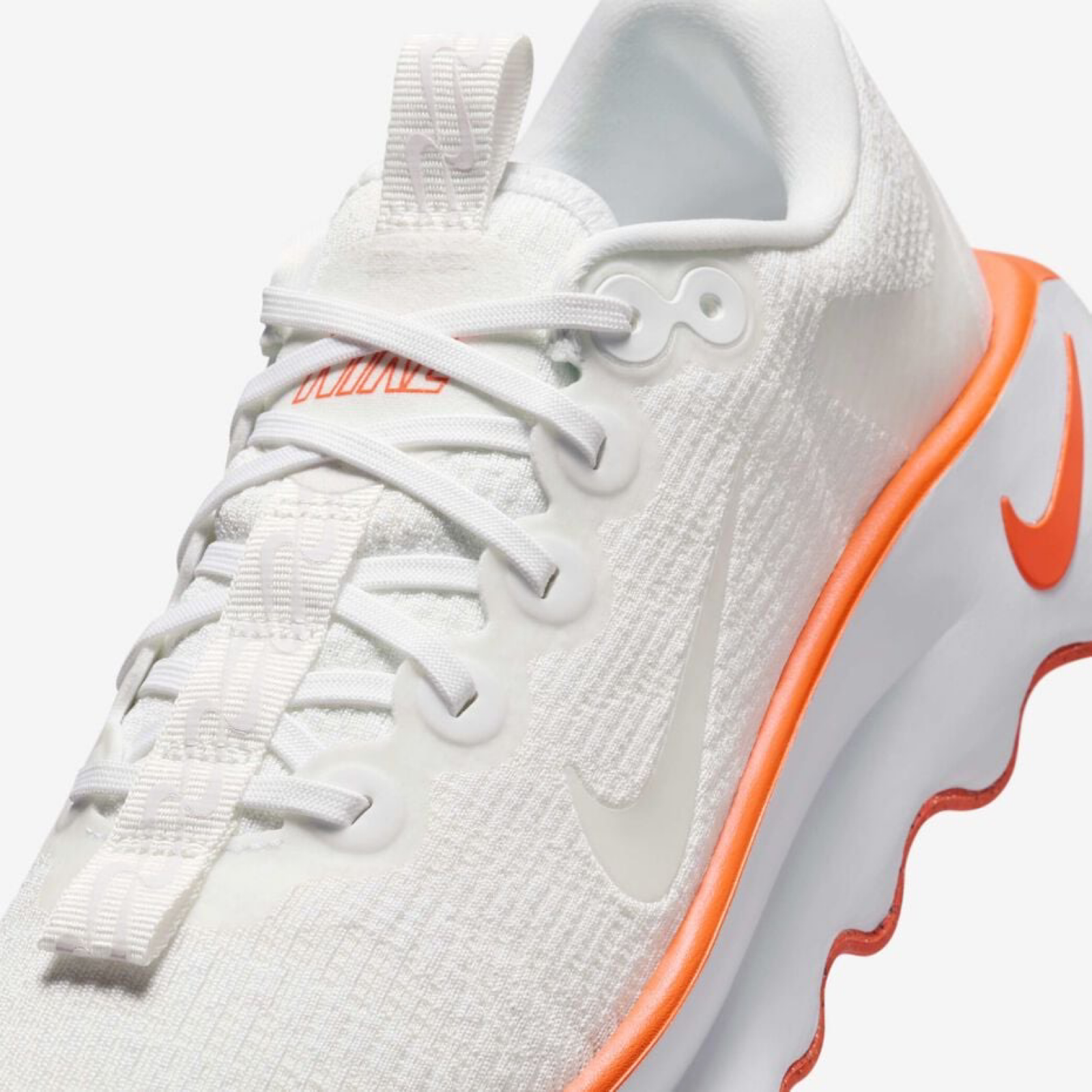 Дамски маратонки Nike Motiva DV1238-109 Women Sneakers Close-Up