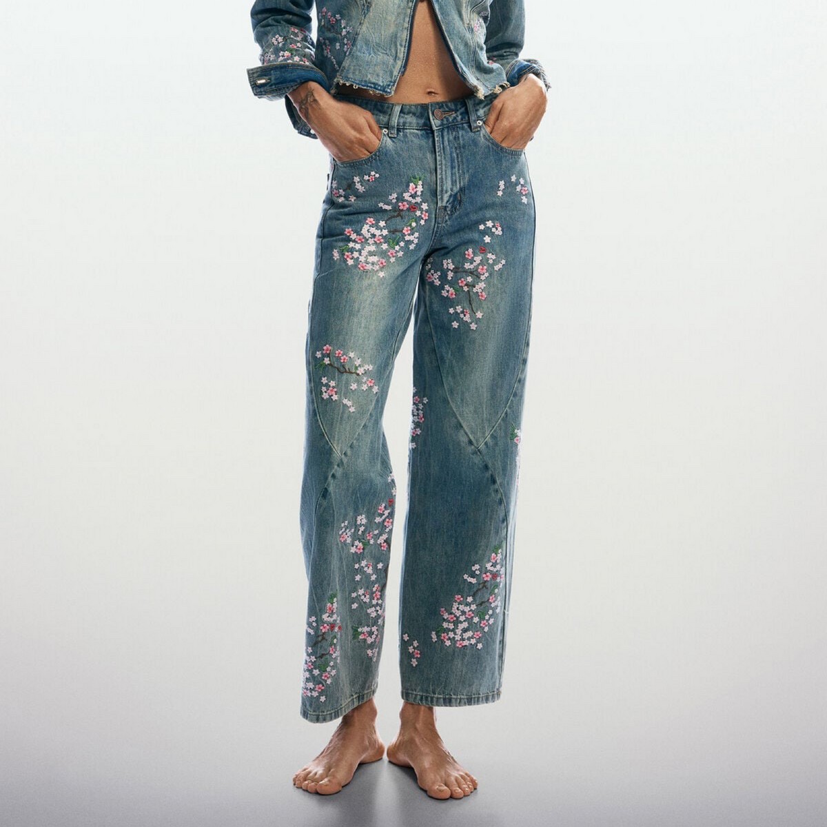 Дамски дънки Desigual Women Jeans 26SWDDXC 5053 Front View