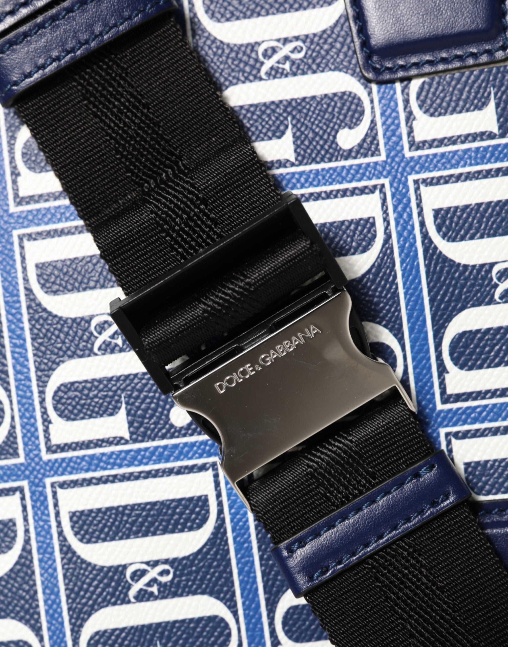 Мъжка чанта Men’s DG logo leather crossbody bag DOLCE & GABBANA BM1730 AA393 Blue and White