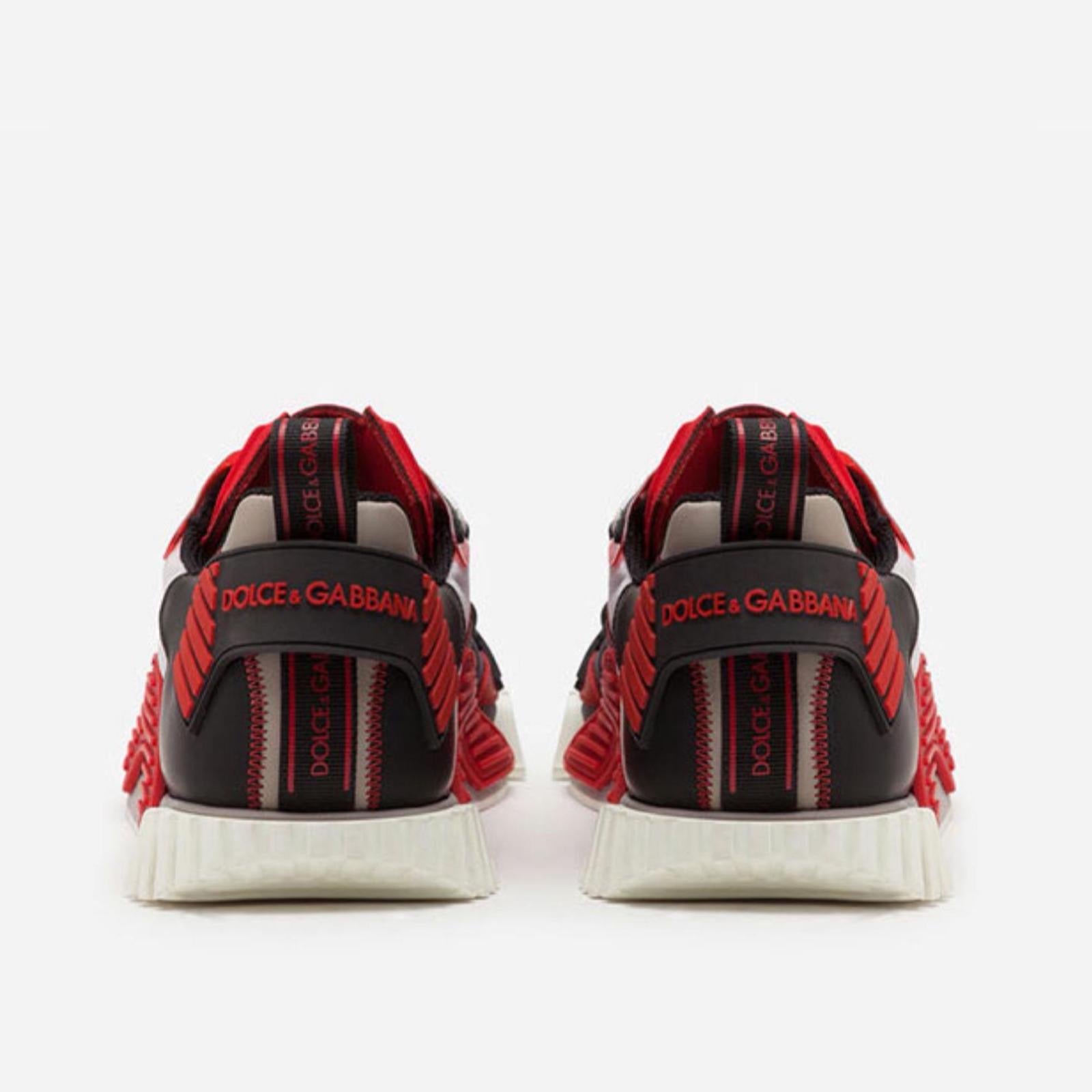 Dolce & Gabbana NS1 Men Sneakers Heel View