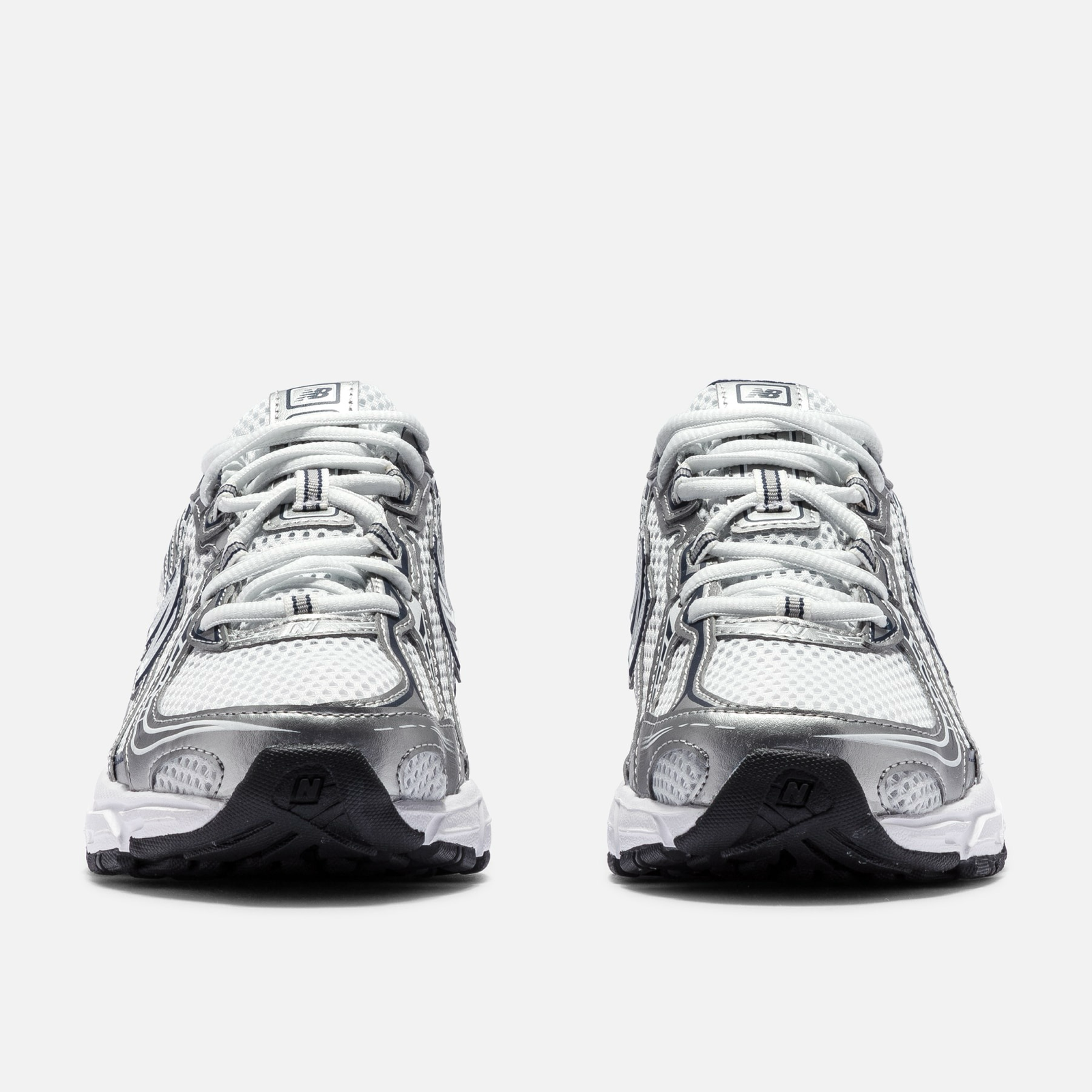Дамски бели маратонки New Balance GR740