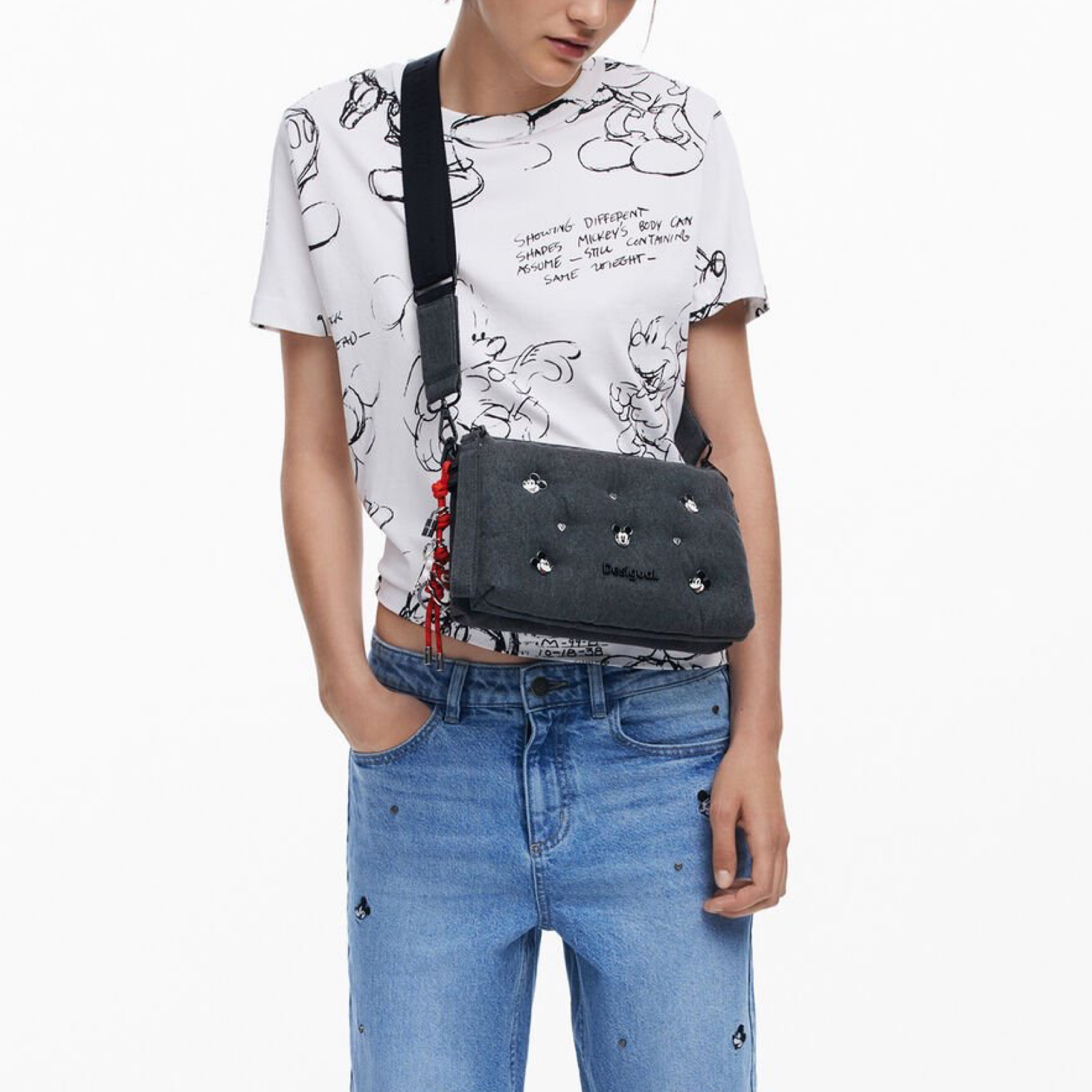 Дамска чанта Desigual Handbag 25WAXD08 Model View