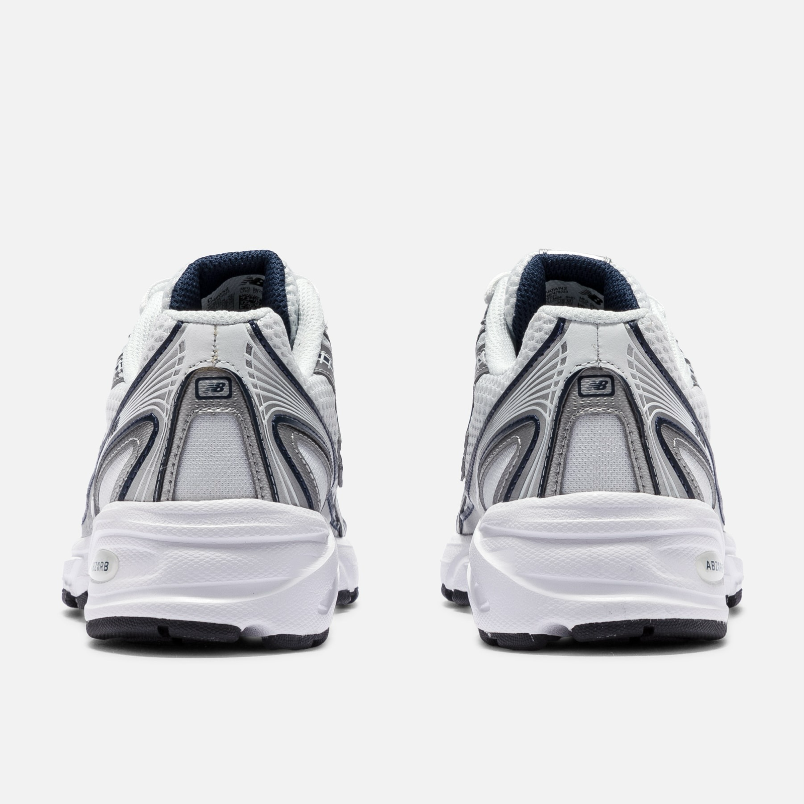 Дамски бели маратонки New Balance GR740