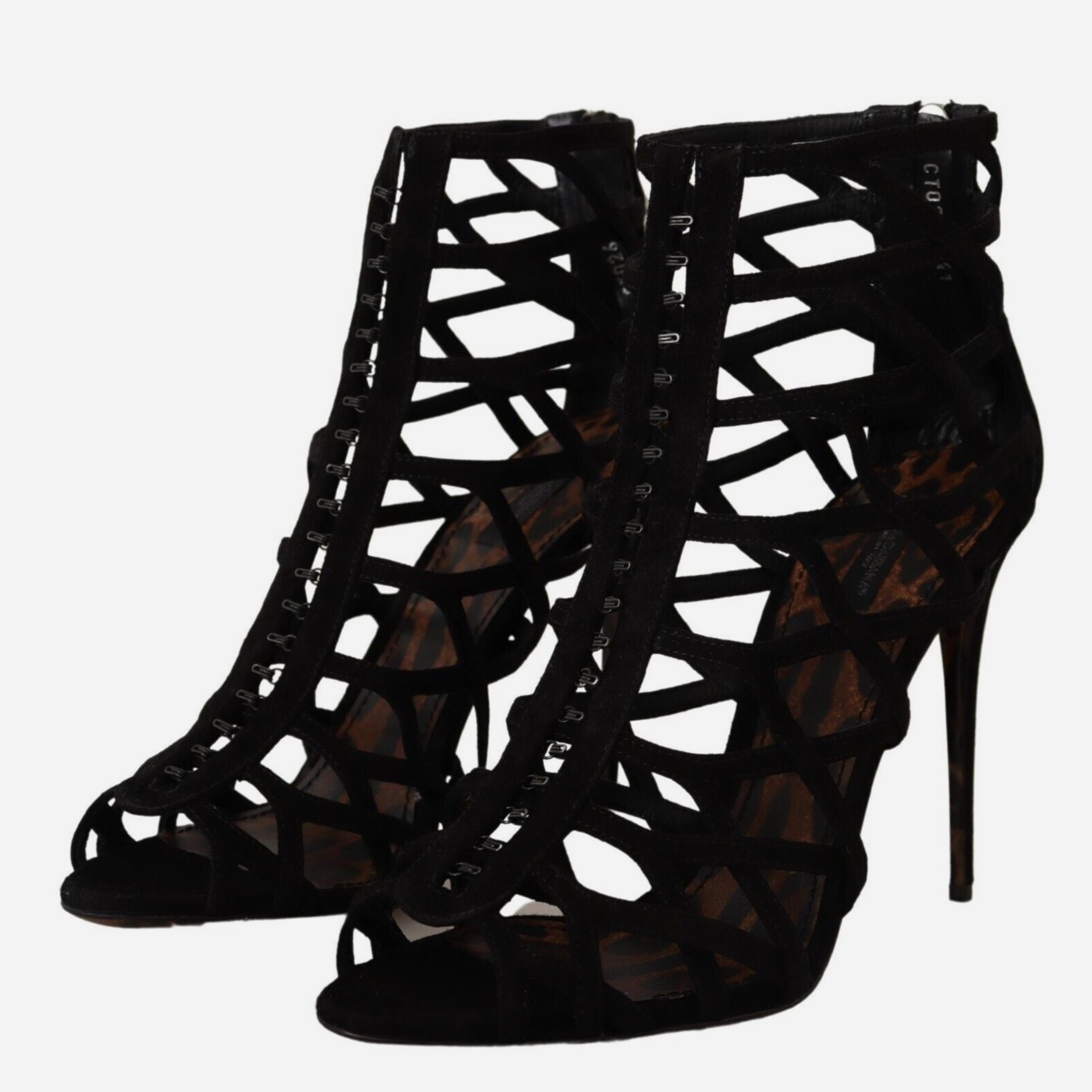 Дамски луксозни велурени сандали на висок ток в черно DOLCE & GABBANA
Women’s Luxury Black Suede Heels Sandals