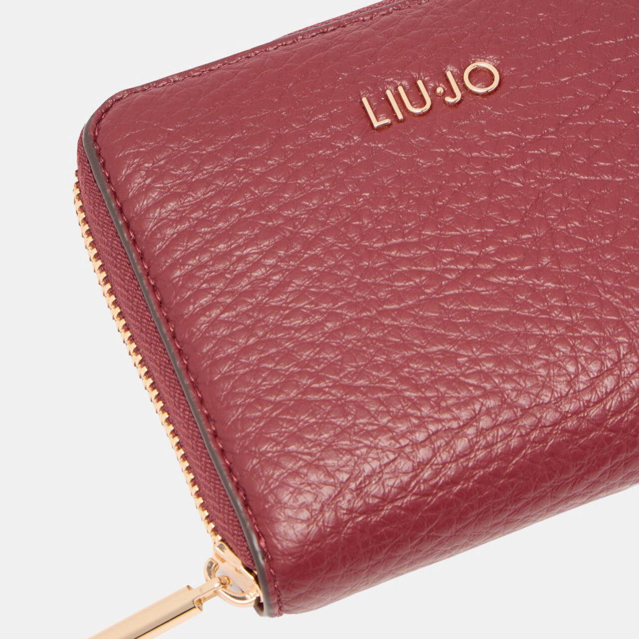 Дамско портмоне Liu Jo women’s wallet AF5156E0027 91726 Close-up