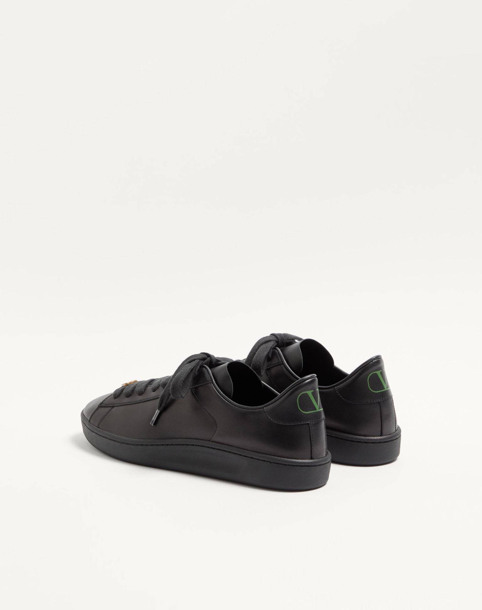 Мъжки кецове Men’s sneakers Valentino Garavani Royco 7Y2S0K34BYA_CMJ Black heels view