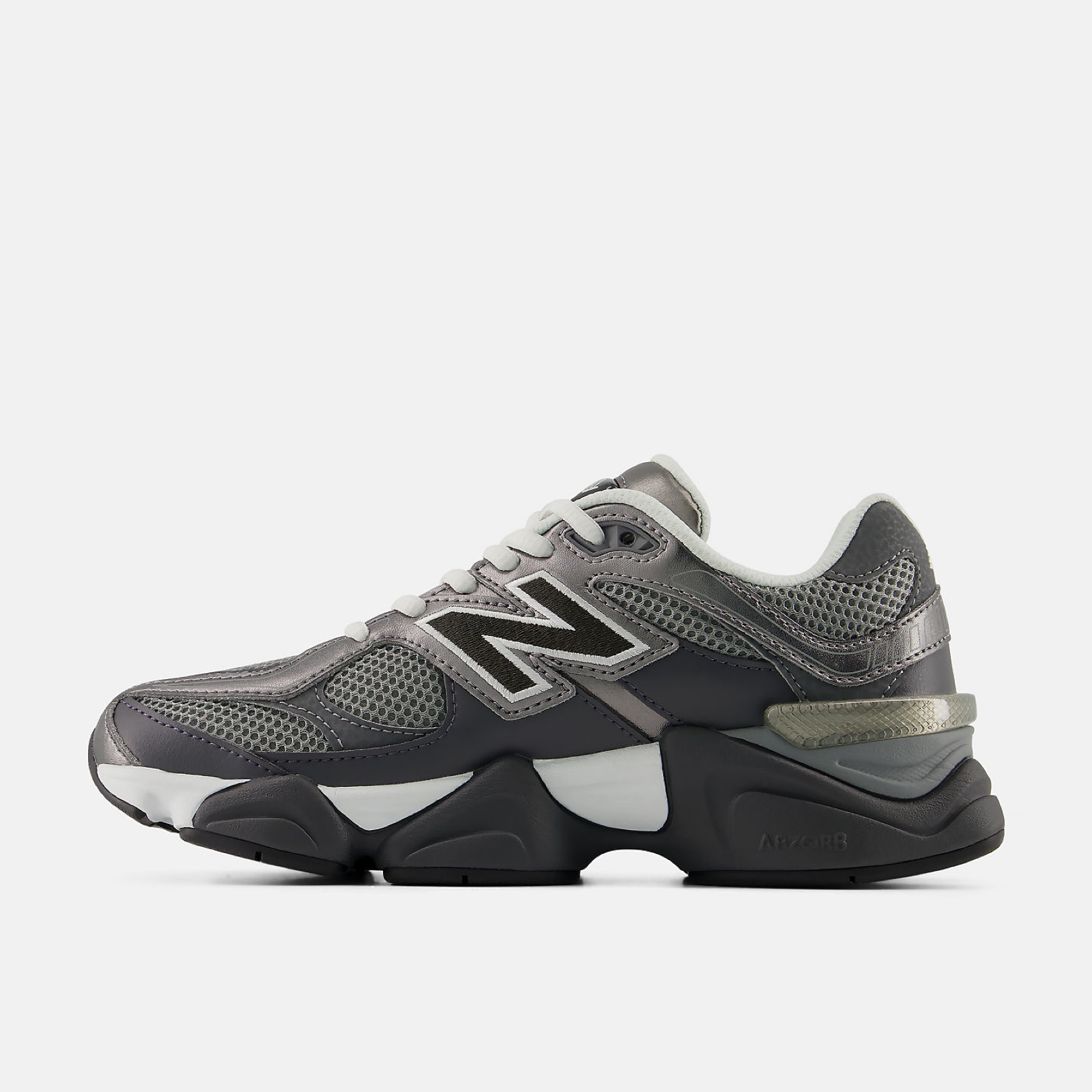 Дамски маратонки New Balance 9060 Women Sneakers G90603BN Medial View