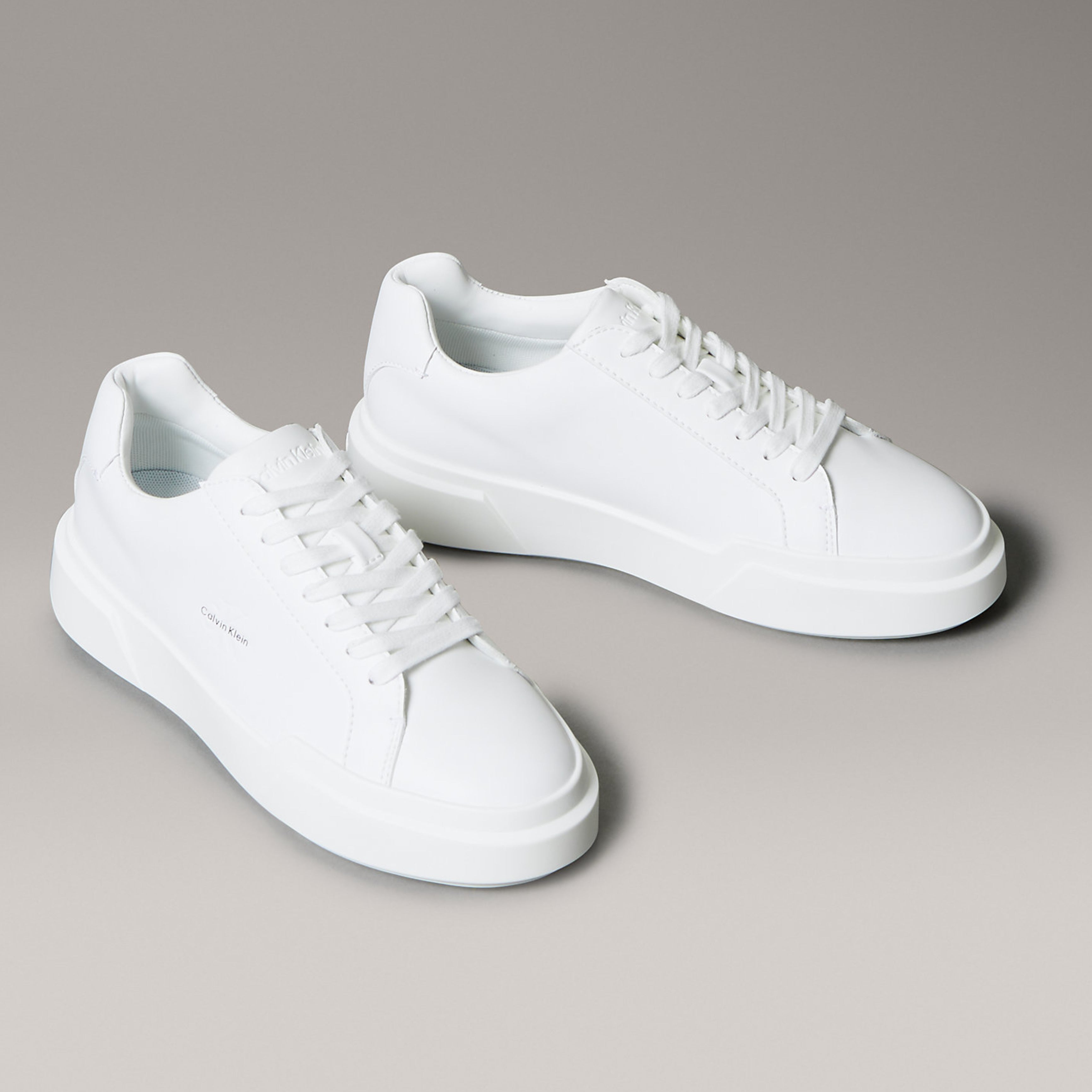 Дамски кецове Women’s sneakers Calvin Klein YW0YW019470K4 White