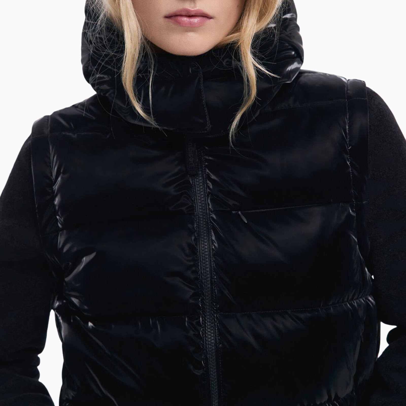 Дамско яке и елек Desigual Women Gilet 25WWEW32 Close-Up