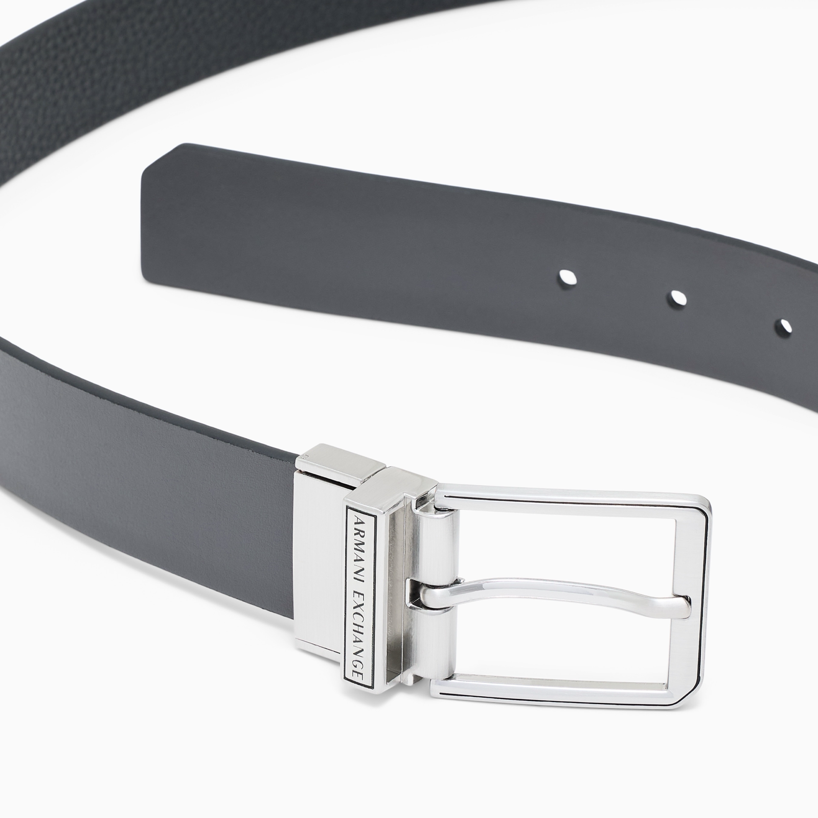 Мъжки двулицев колан Armani Exchange Men Reversible Belt XM003188 AF26723 MC028 Close-Up