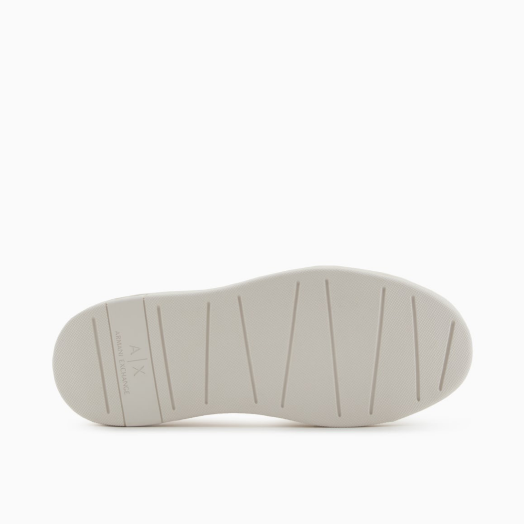 Мъжки черни кецове Armani Exchange
XUX123 XV761