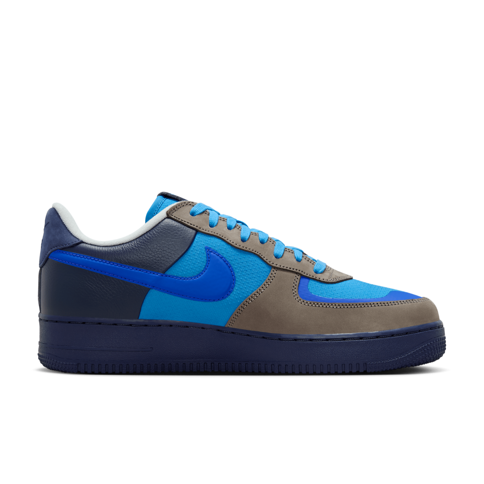 Nike Air Force 1 Low x Stash Sneakers