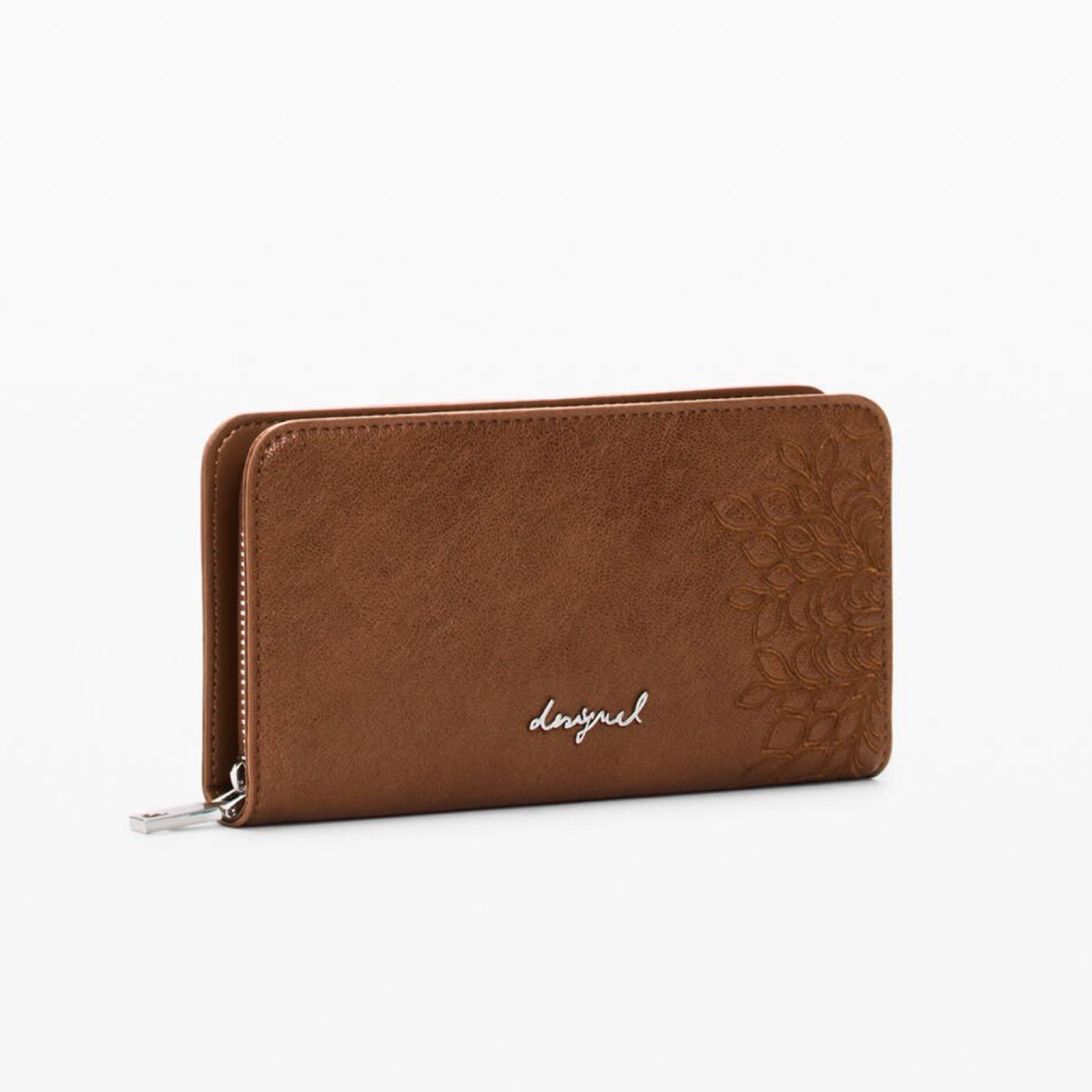 Дамско кафяво портмоне Desigual Women Wallet 26SAYP21 6011U Side View