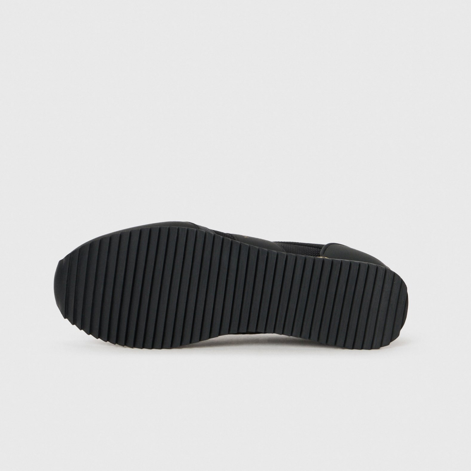 EA7 Emporio Armani мъжки маратонки