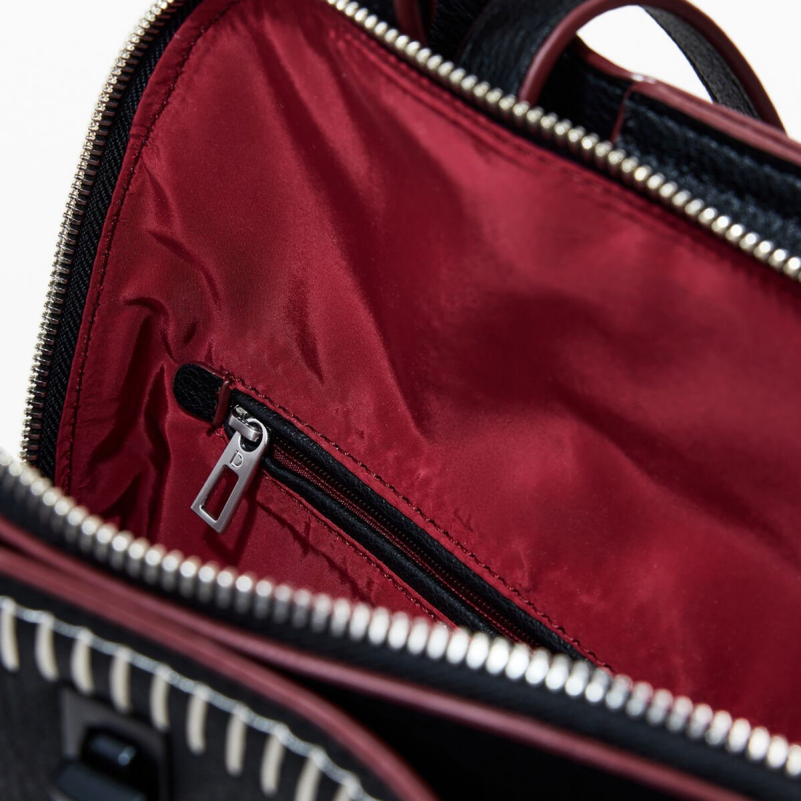 Дамска раница Desigual Women Rucksack 25WAKP17 Inside View