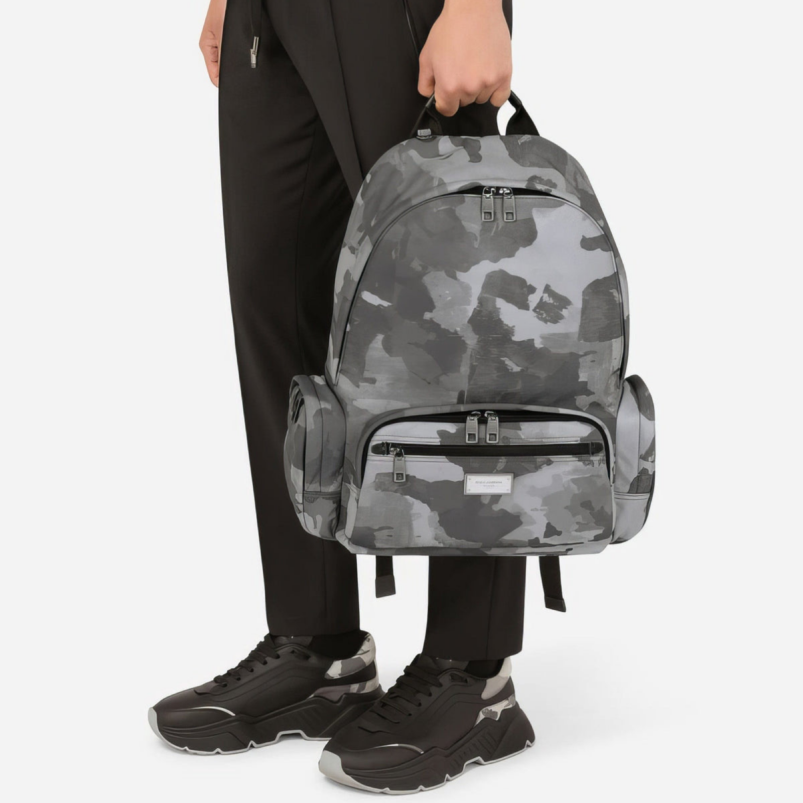 Мъжка раница Dolce & Gabbana Camouflage Logo Plaque Rucksack BM1961 A0282 89697 Hand View