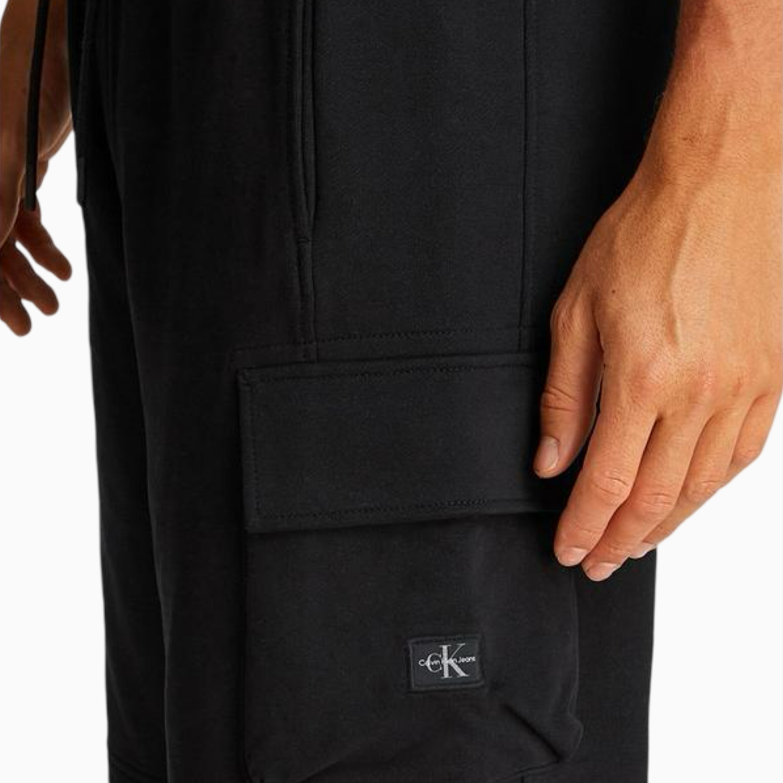 Мъжки черни памучни къси панталони Calvin Klein Jeans J30J327284