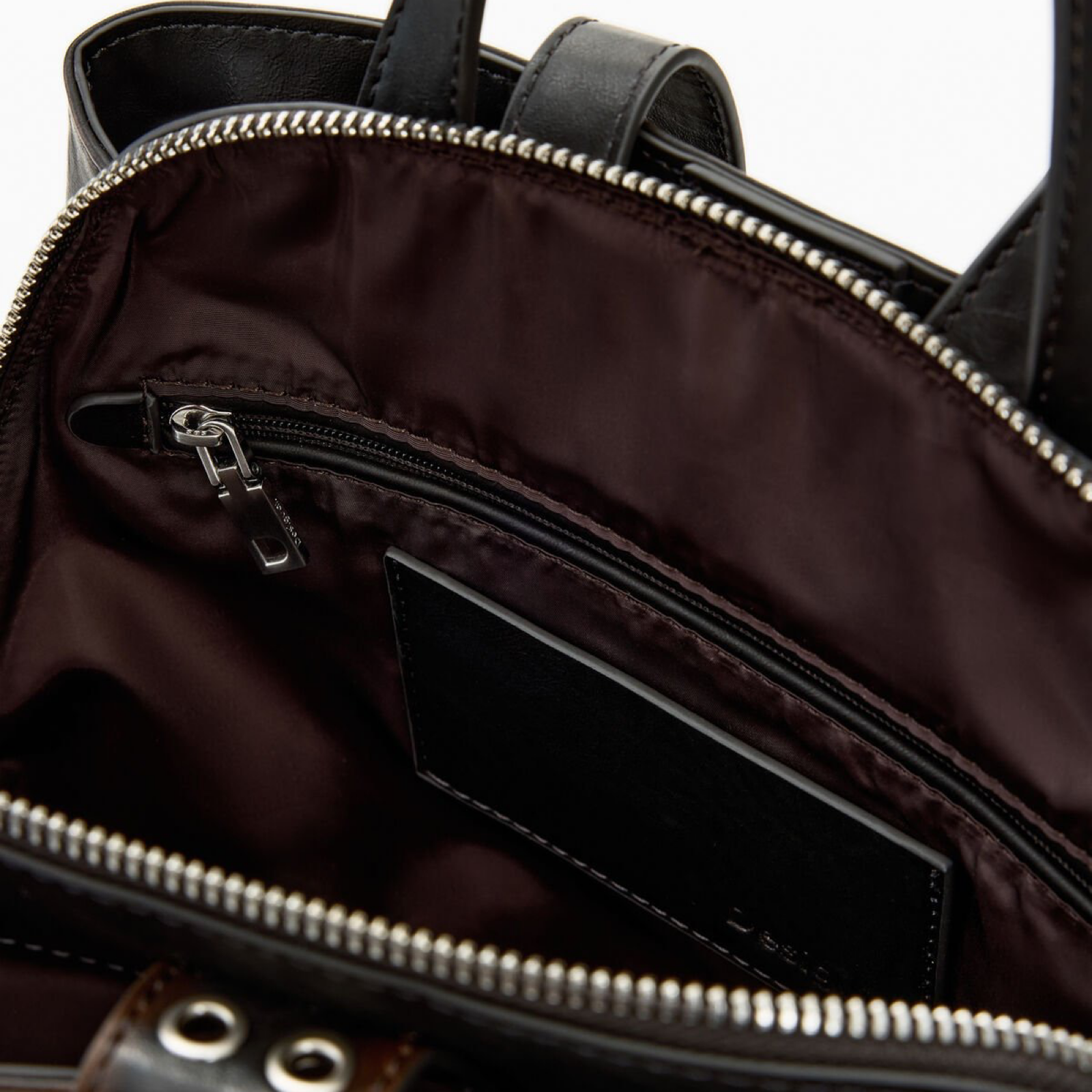 Дамска раница Desigual Women Rucksack 26SAKP11 6009U Inside View