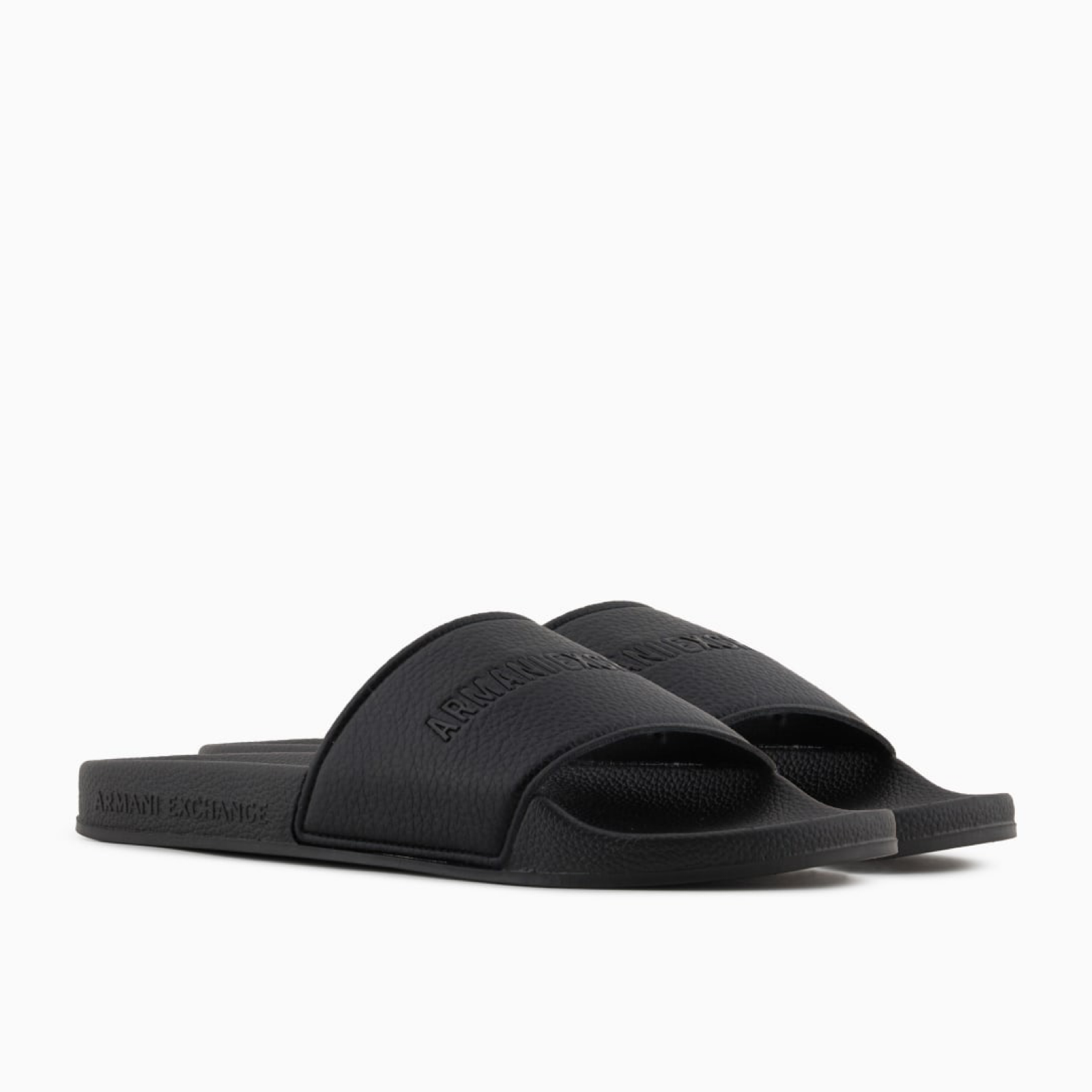 Мъжки черни чехли Armani Exchange
XUP017 XV795