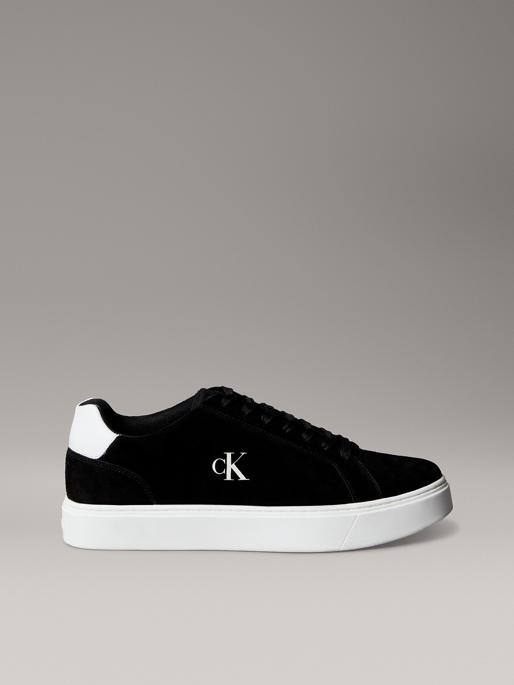 Мъжки кецове Men’s sneakers Calvin Klein
YM0YM01434BEH Black lateral view