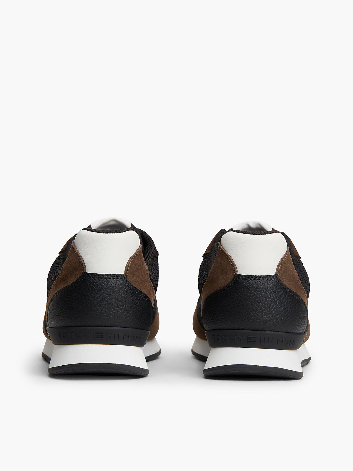 Мъжки кецове Men’s sneakers Tommy Hilfiger
FM0FM06001GV0 heels view