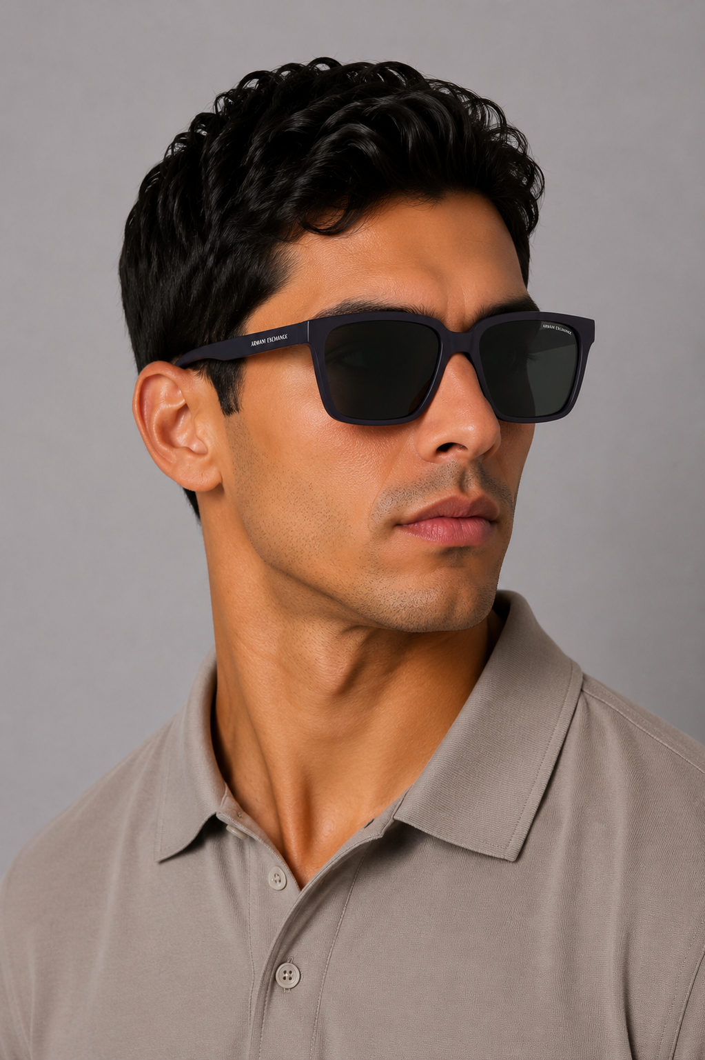 Мъжки слънчеви очила Men’s sunglasses ARMANI EXCHANGE AX4147S610587 Dark Blue lifestyle view